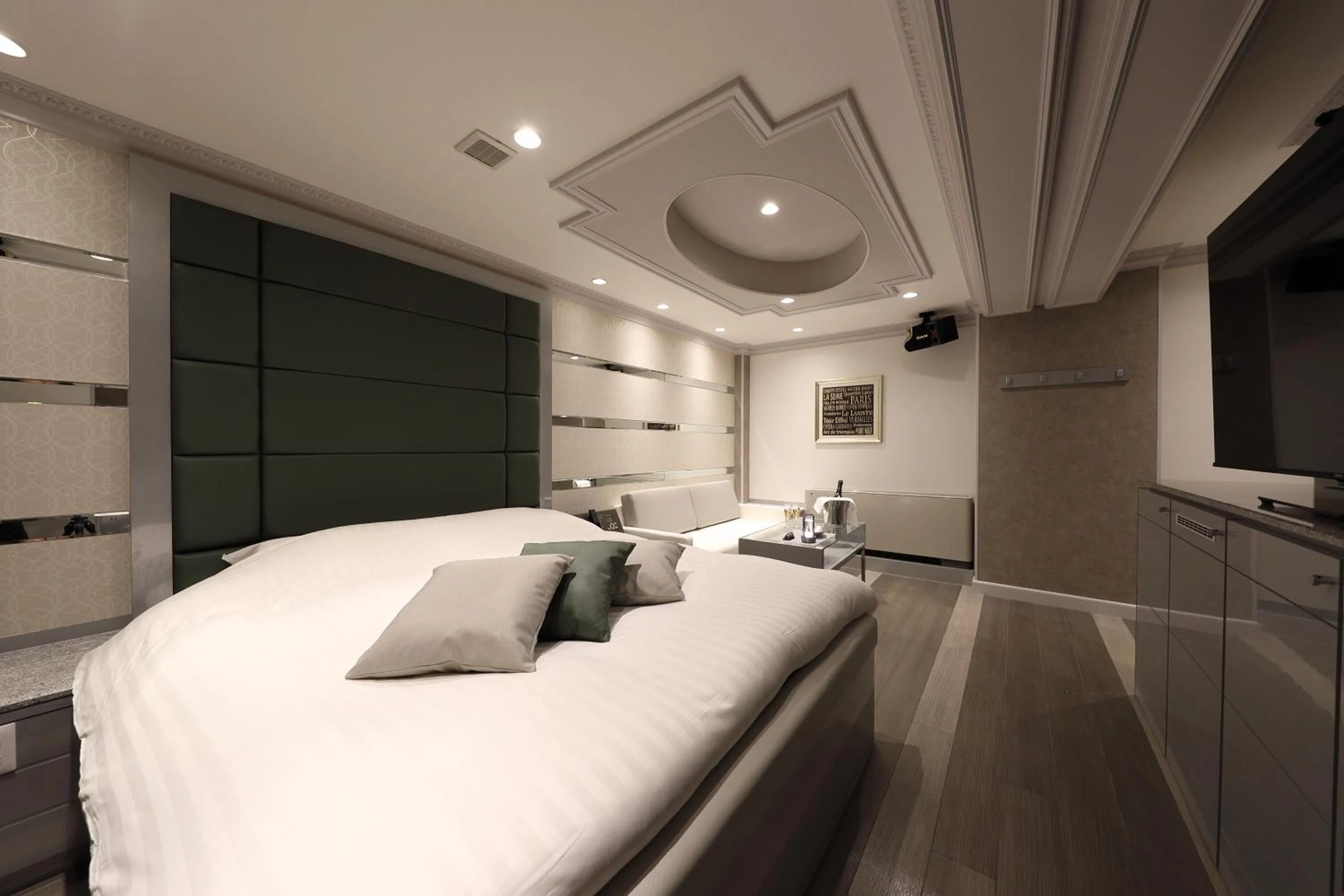 Bed in Hotel Valentine Chiryu