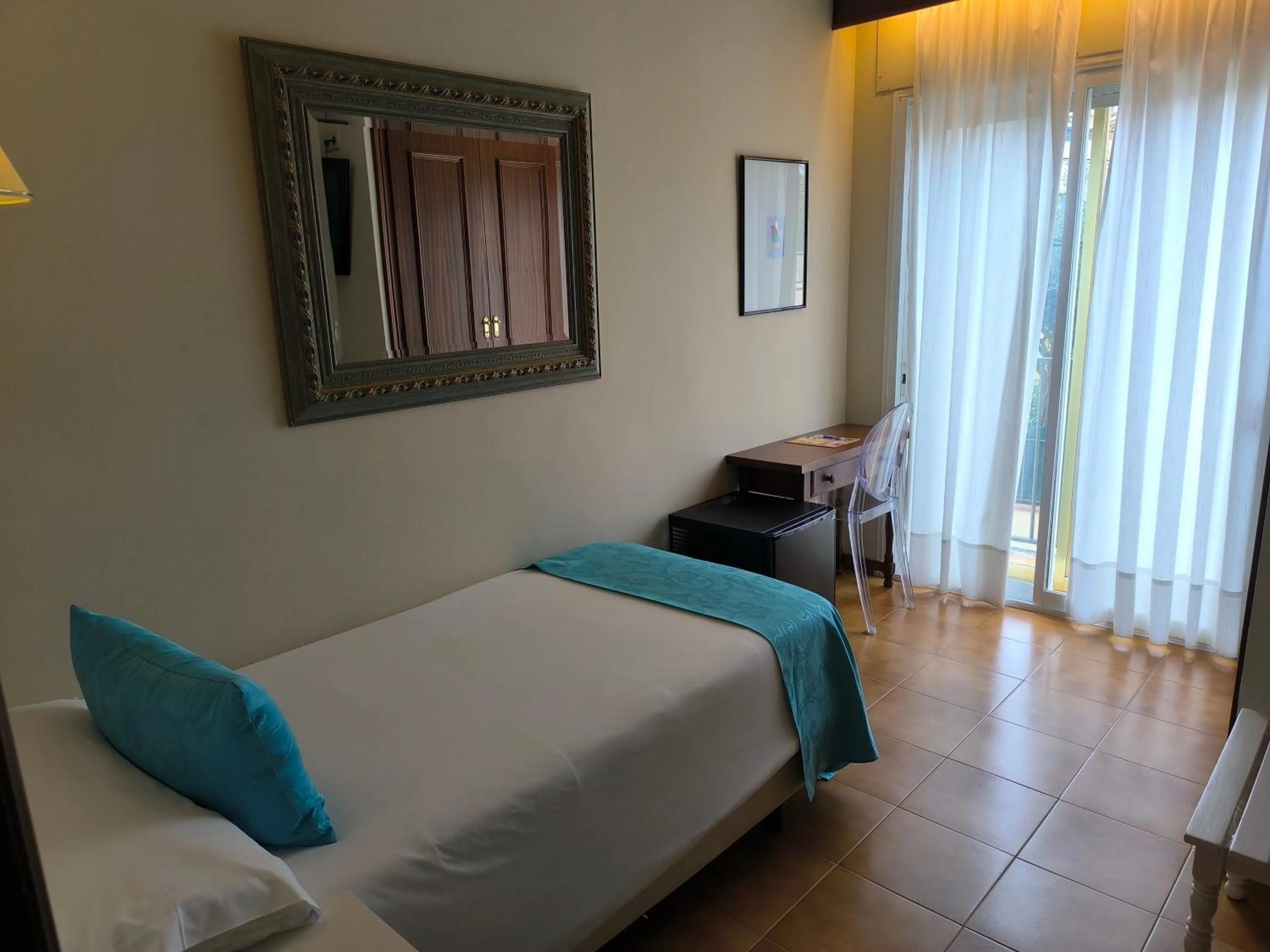 Property building, Bed in Hotel Spa La Terrassa