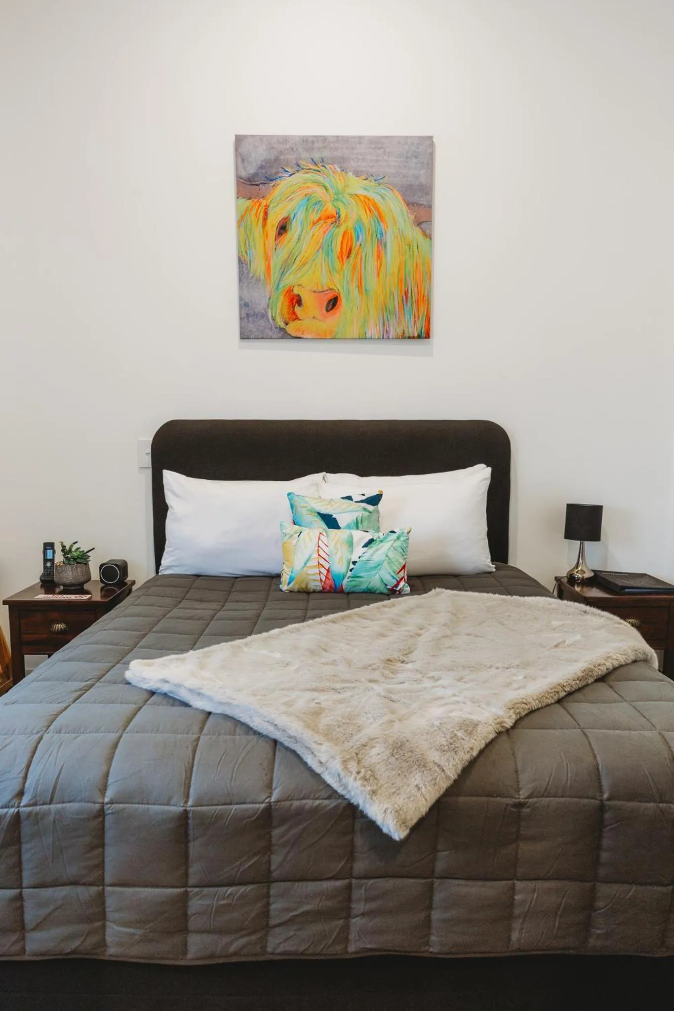 Bed in Talisman Hotel & Restaurant