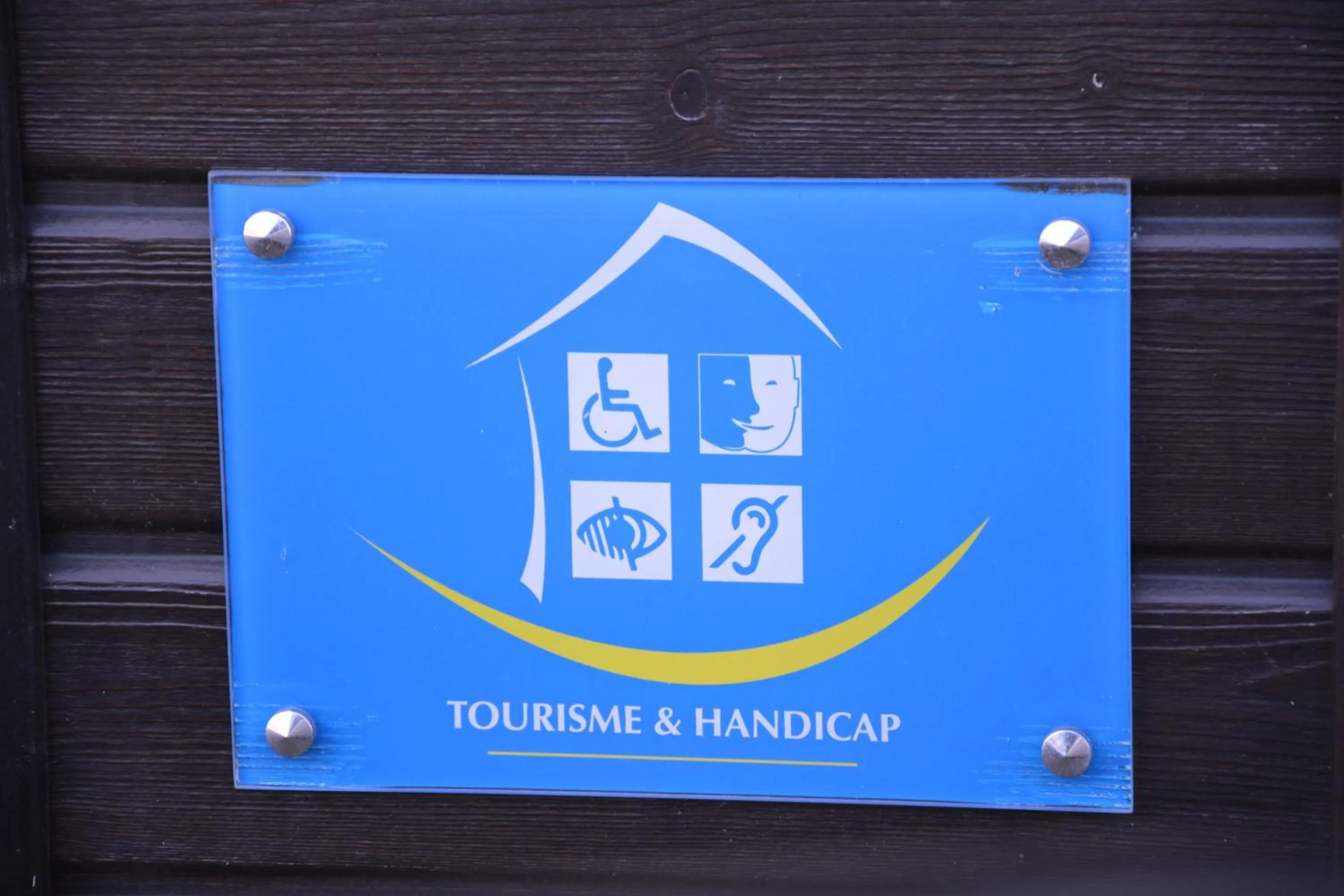 Property logo or sign in Hôtel NoMinoé