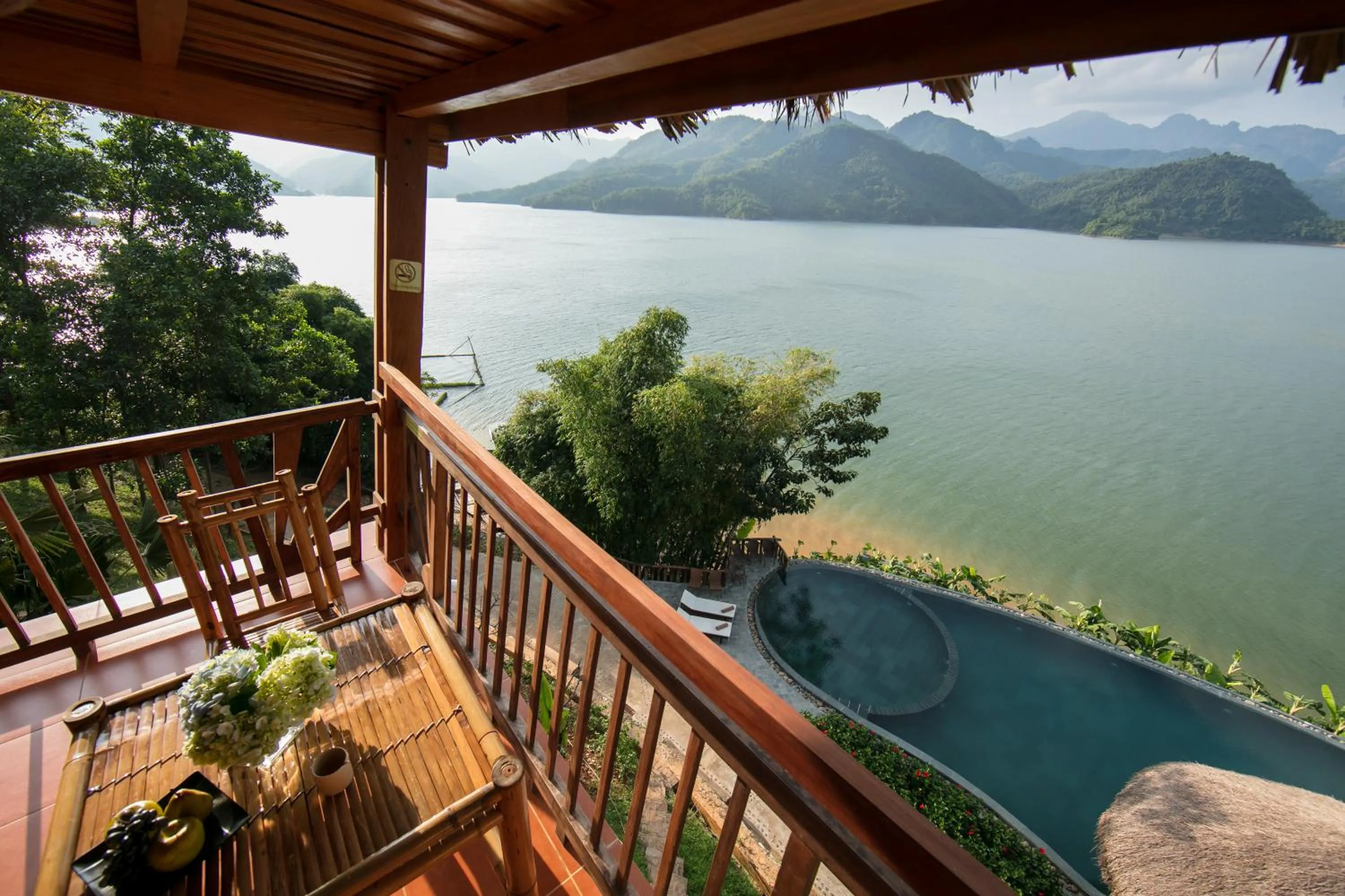 Natural landscape in Mai Chau Hideaway Lake Resort