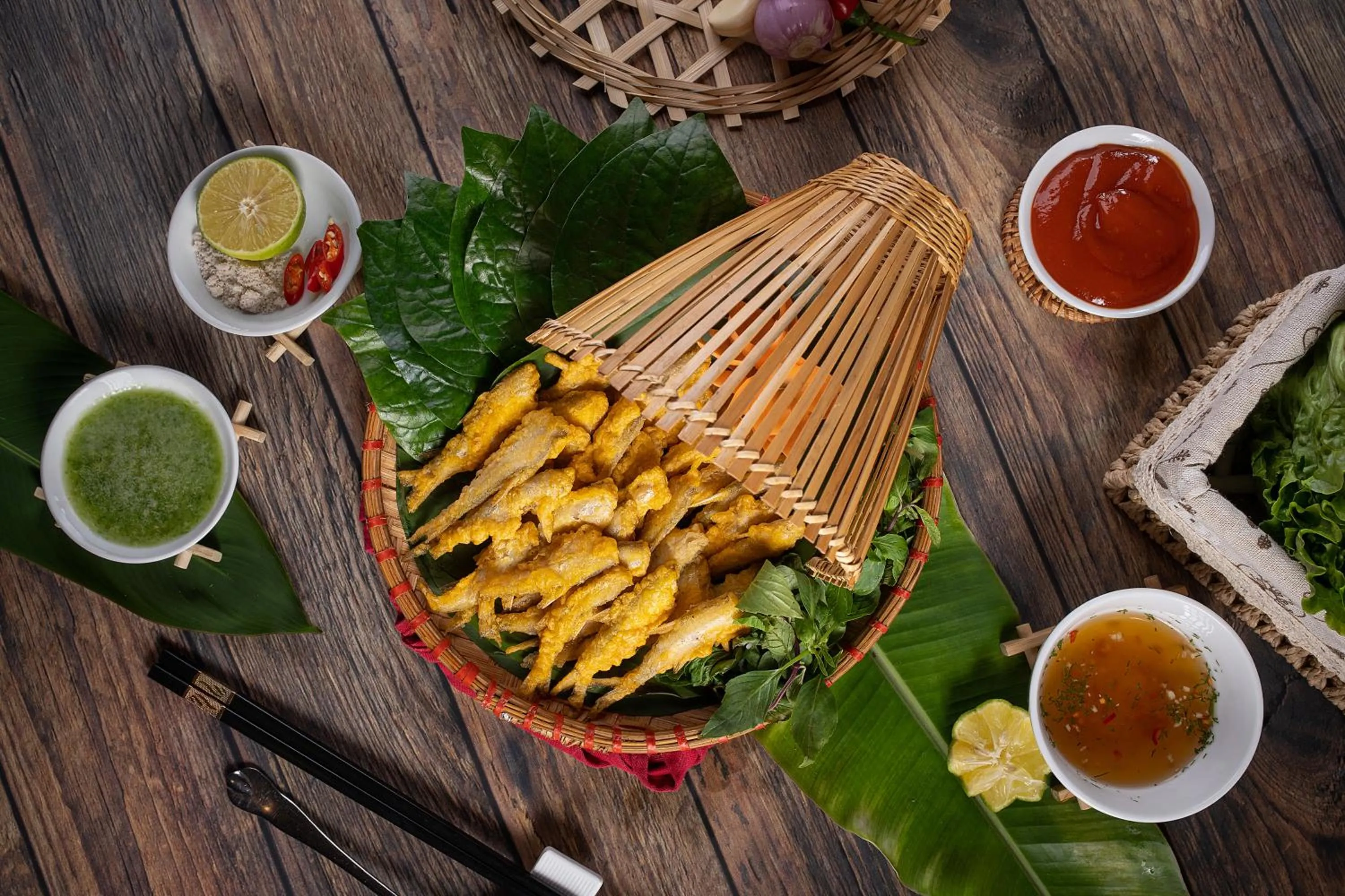 Food in Mai Chau Hideaway Lake Resort