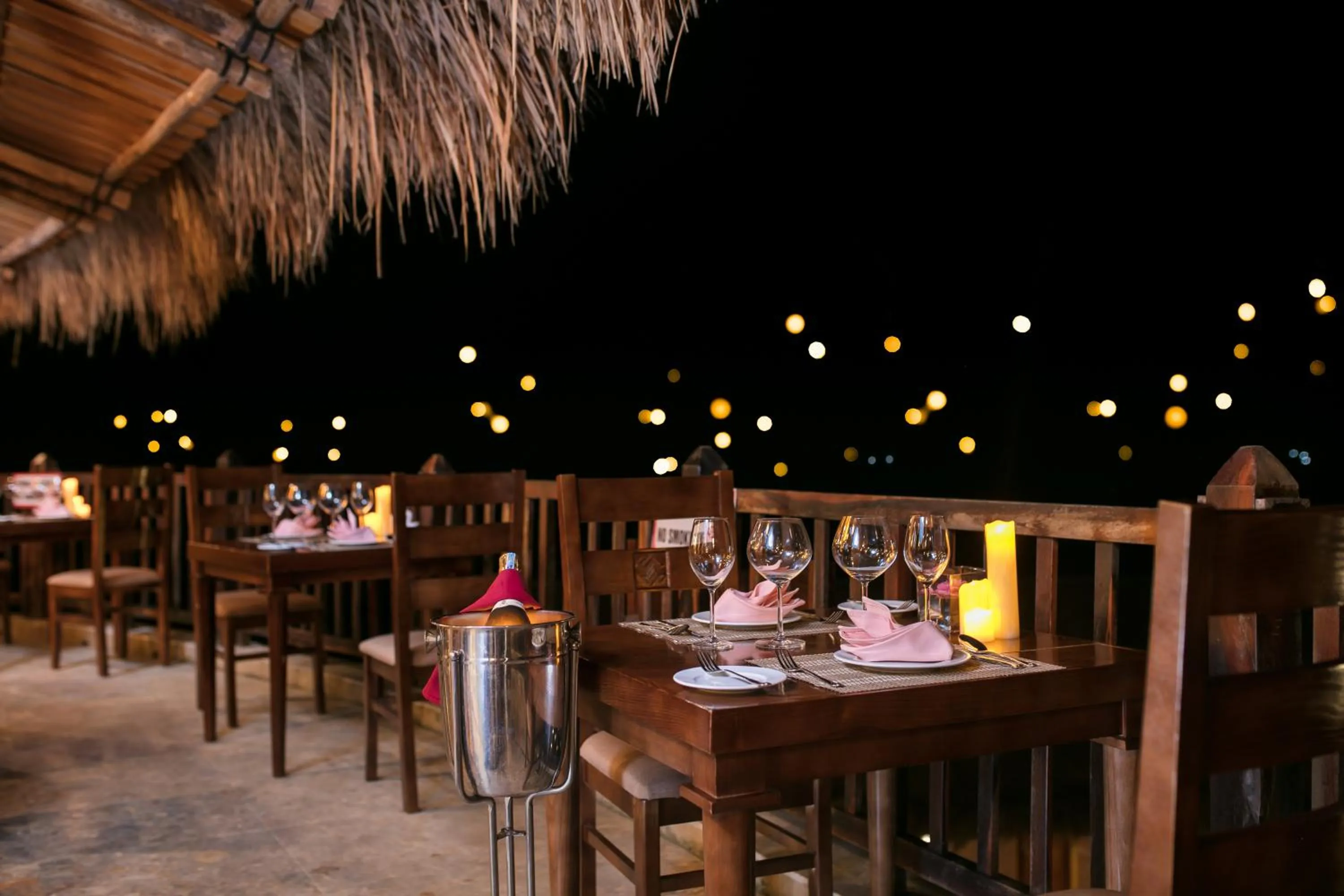 Food in Mai Chau Hideaway Lake Resort