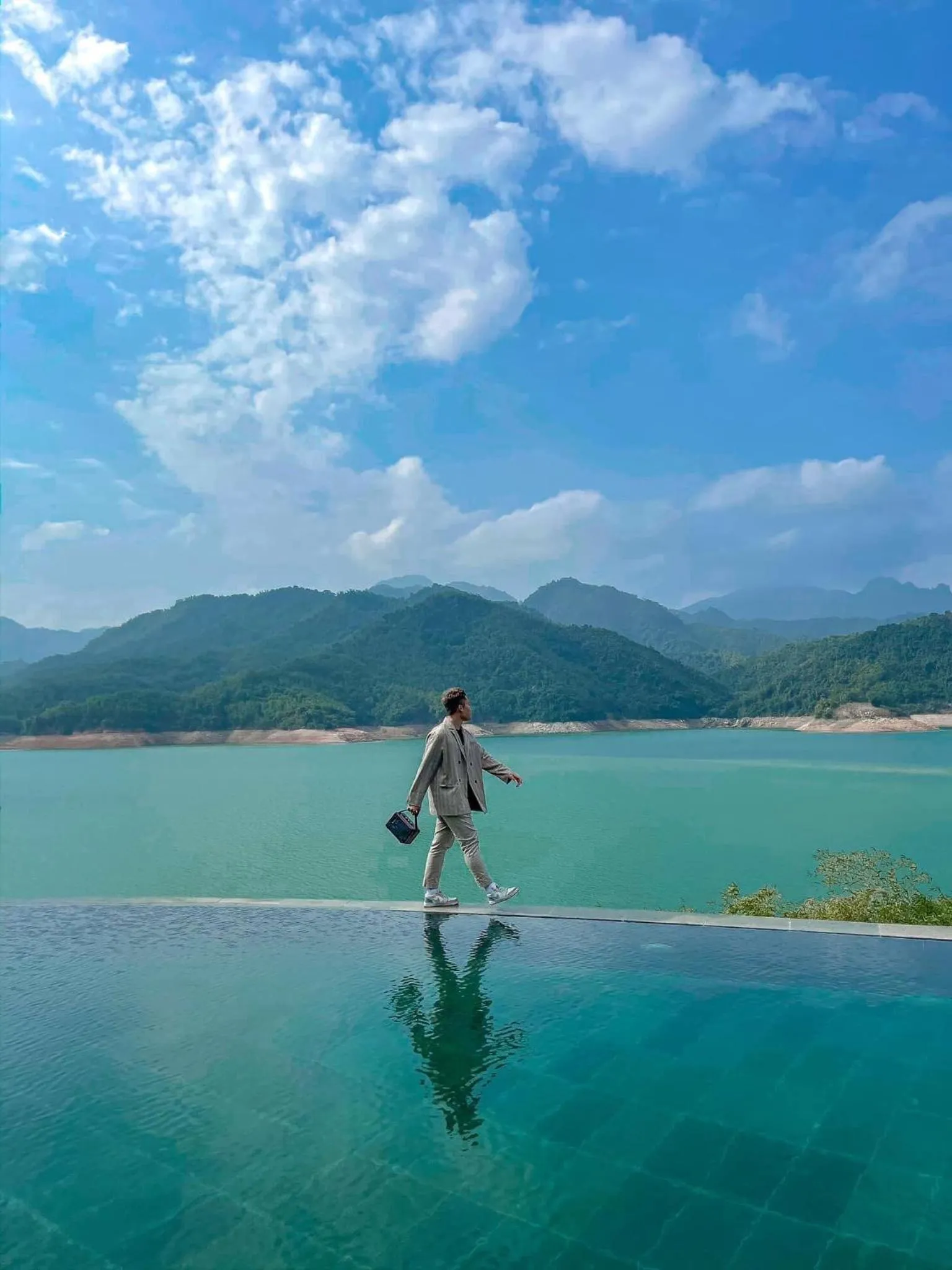 Lake view in Mai Chau Hideaway Lake Resort