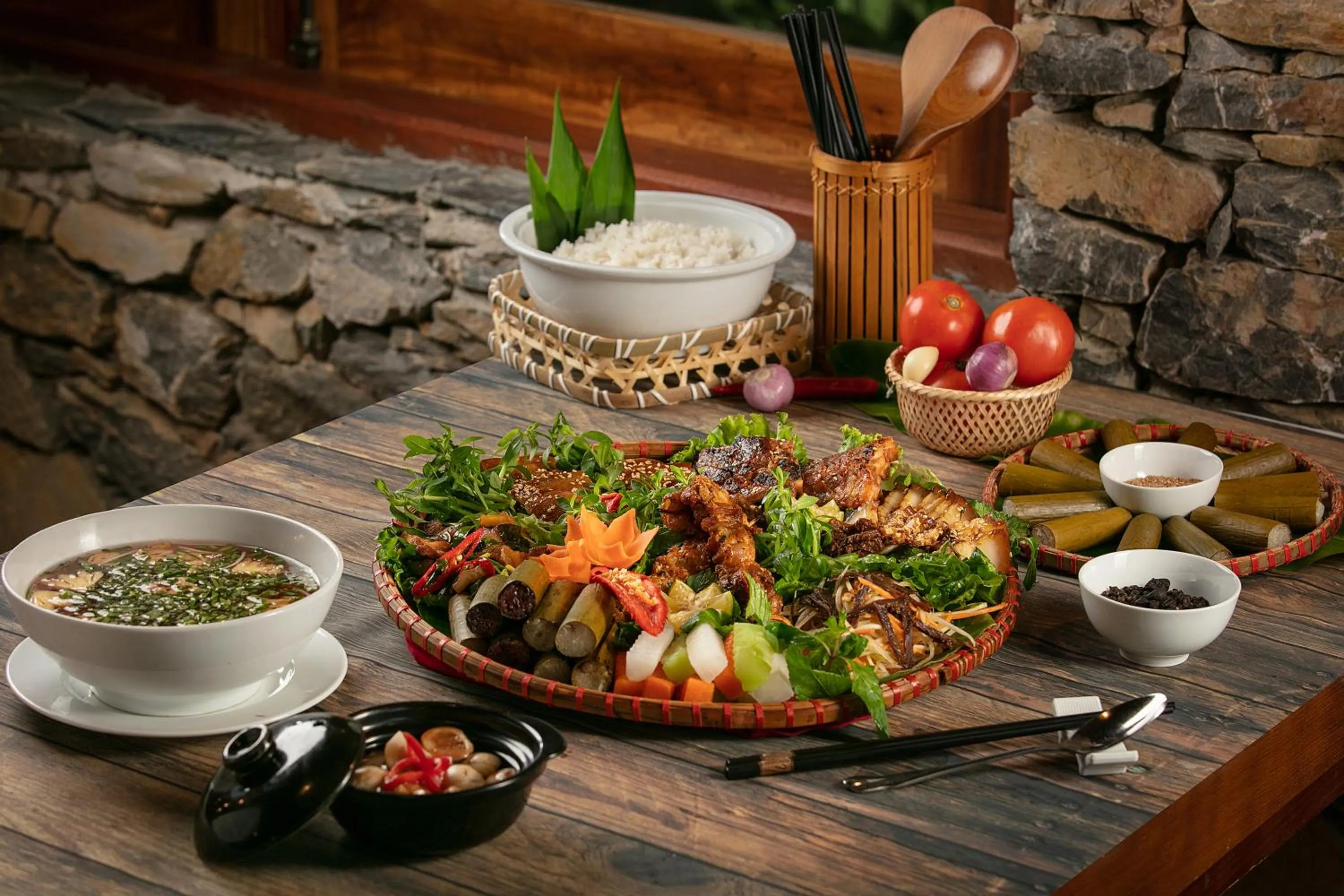 Food and drinks in Mai Chau Hideaway Lake Resort