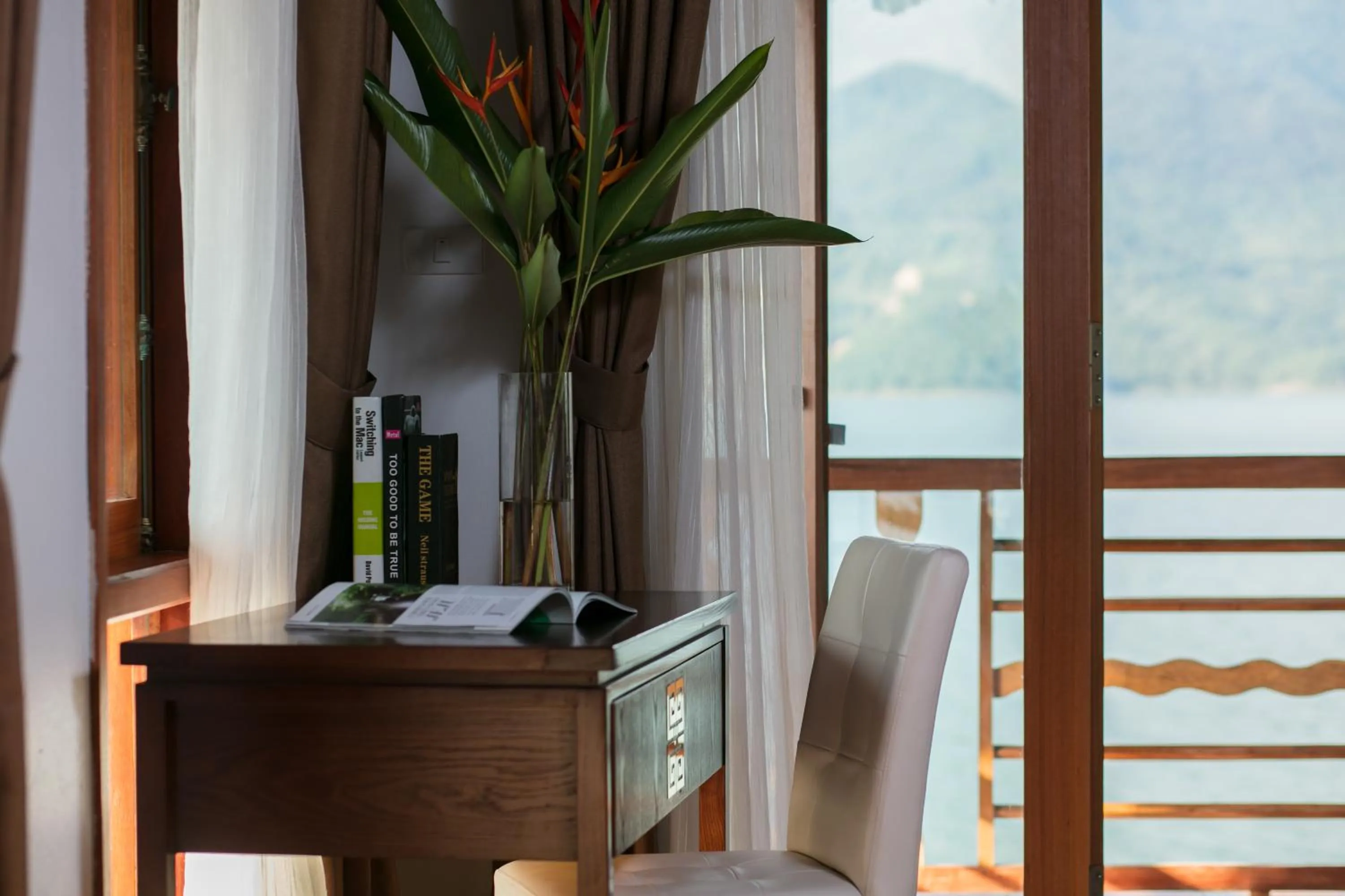 Balcony/Terrace in Mai Chau Hideaway Lake Resort