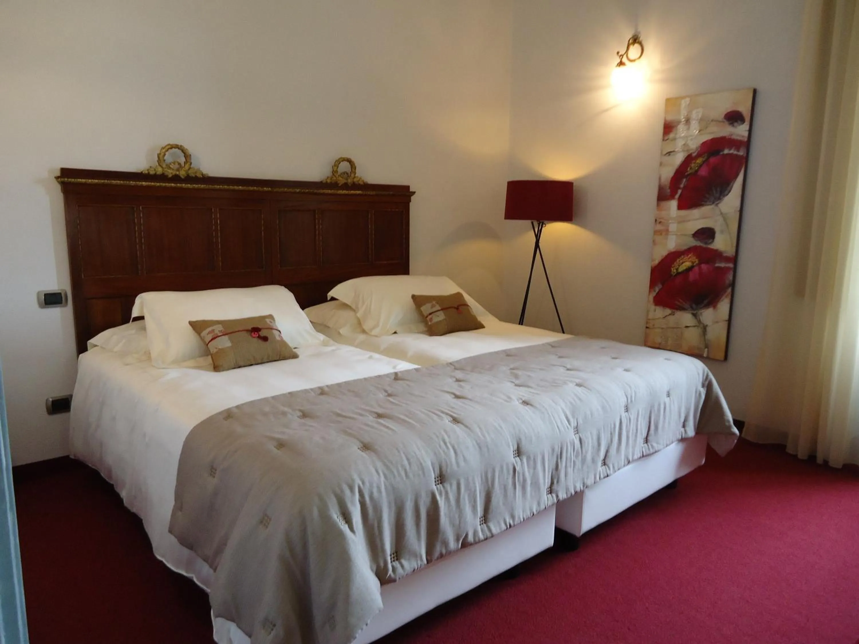 Property building, Bed in Borgo Ramezzana Country House