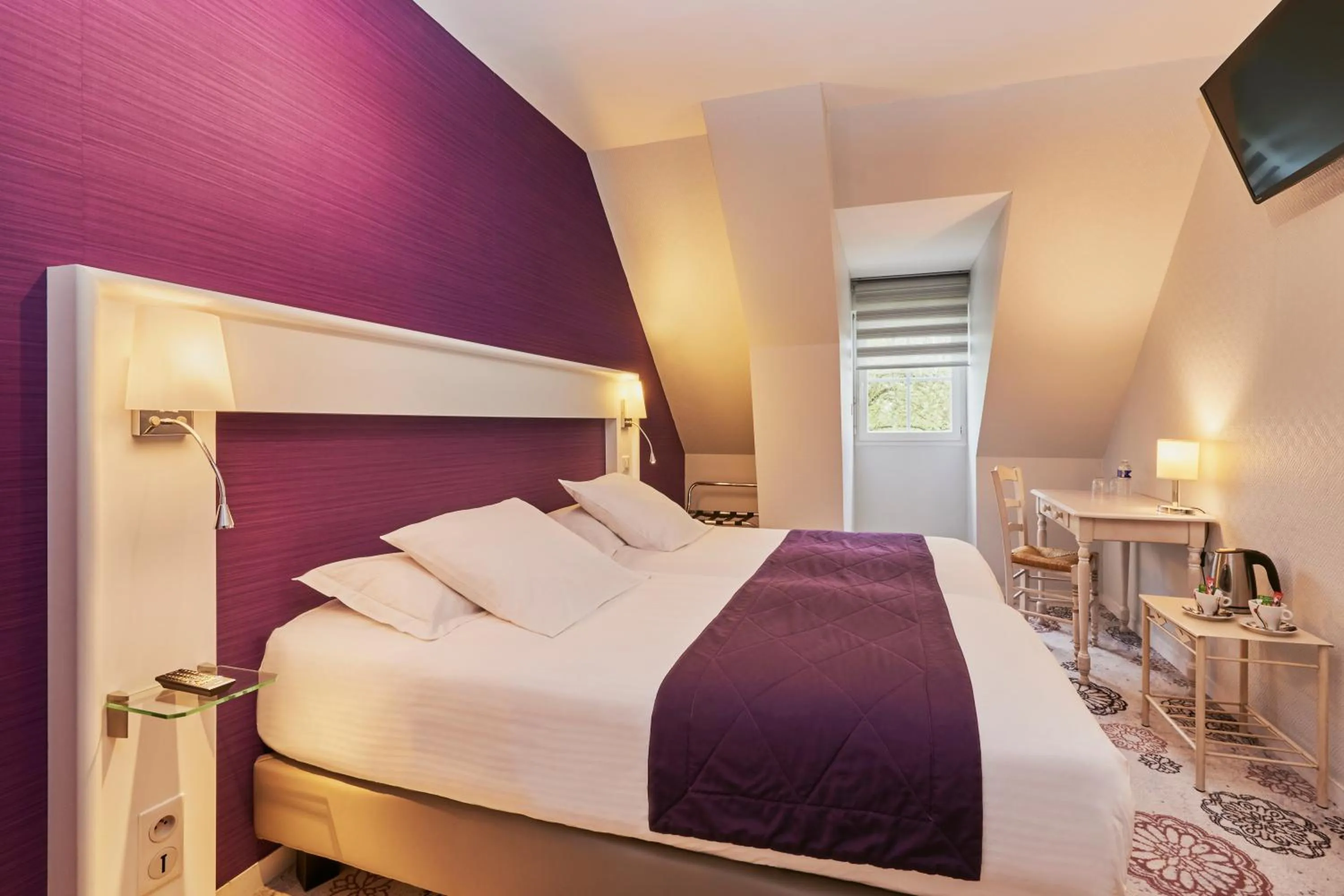 Bed in Hotel Spa Les Saules