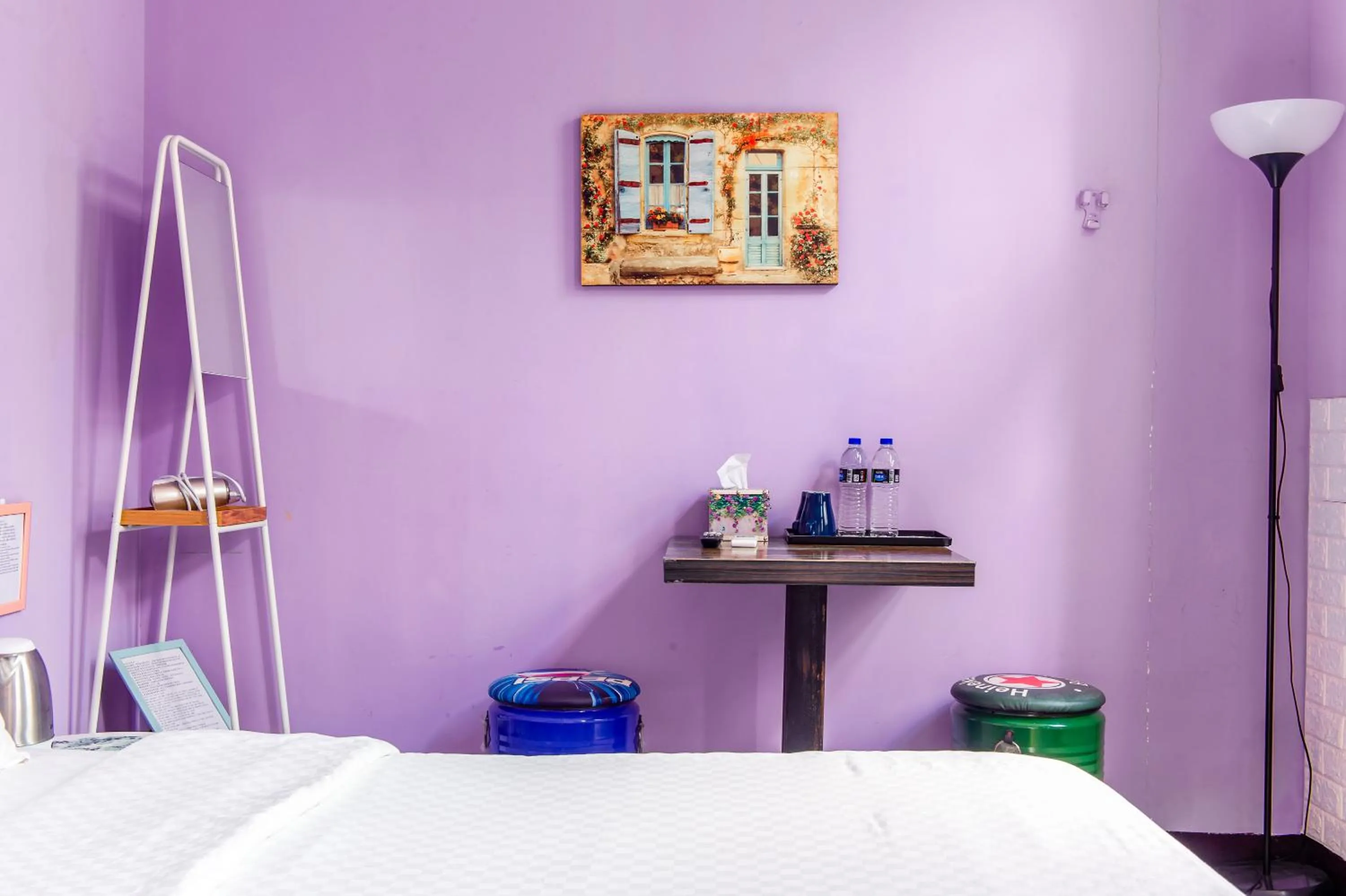 Decorative detail, Bed in Ju jiu House