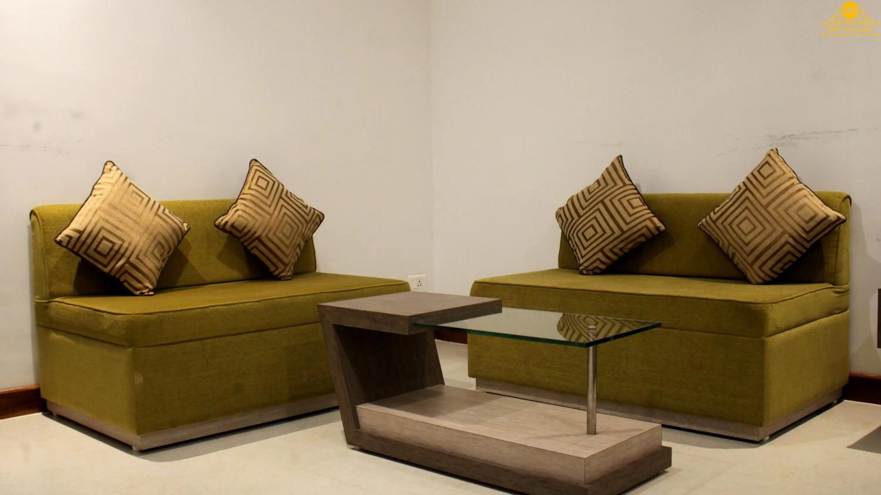 GK PALACE Pure VEG Hotel