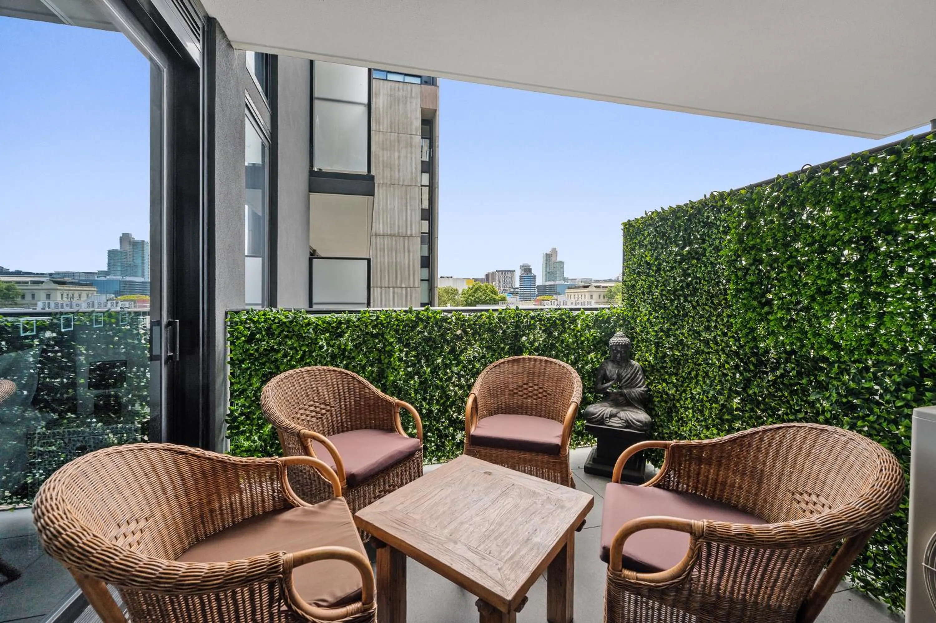 Balcony/Terrace in Melbourne City Apartments - Teri