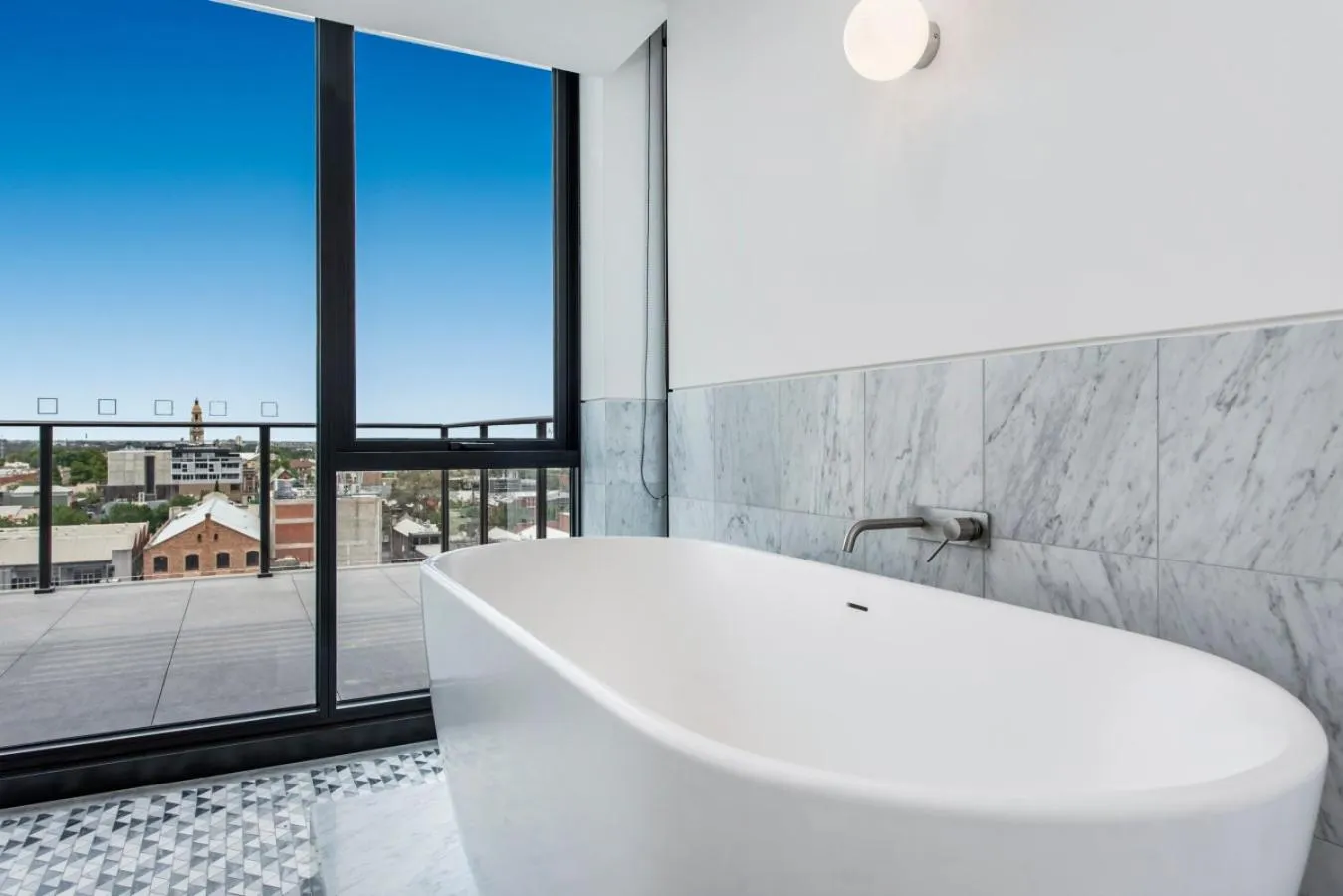 Bathroom in Melbourne City Apartments - Teri