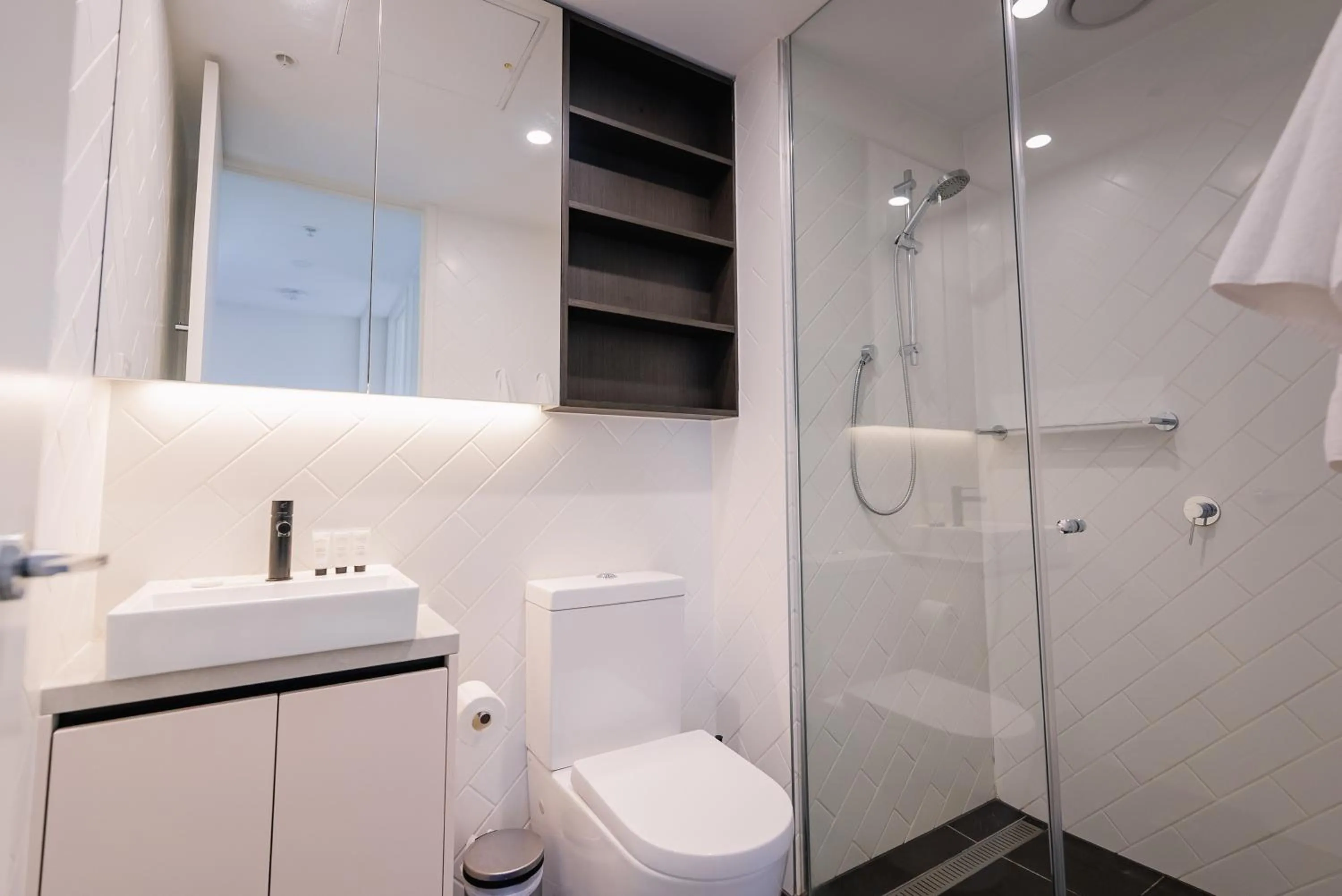 Melbourne City Apartments - Teri