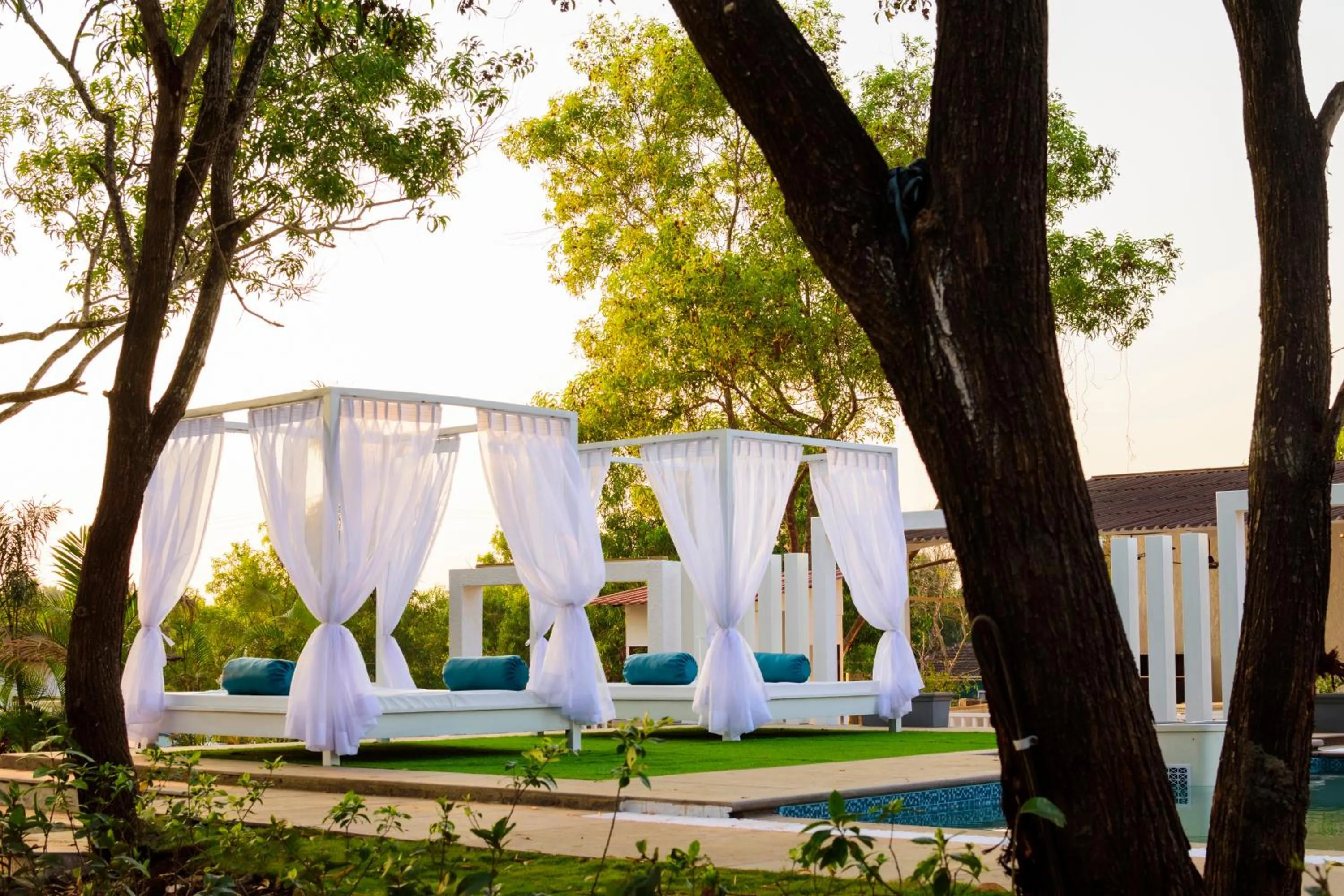 Facade/entrance in White Wood Resort By Stone Wood Hotels