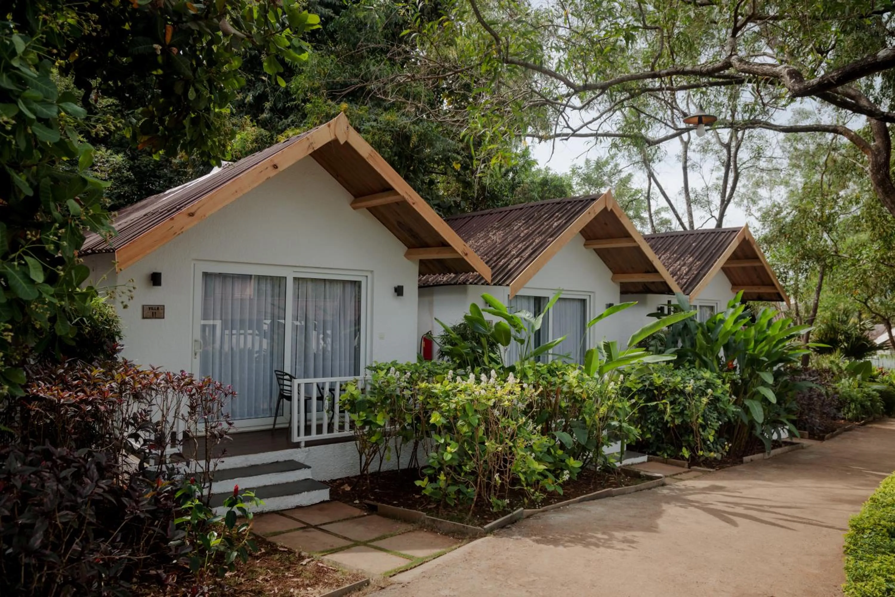 Property building in White Wood Resort By Stone Wood Hotels