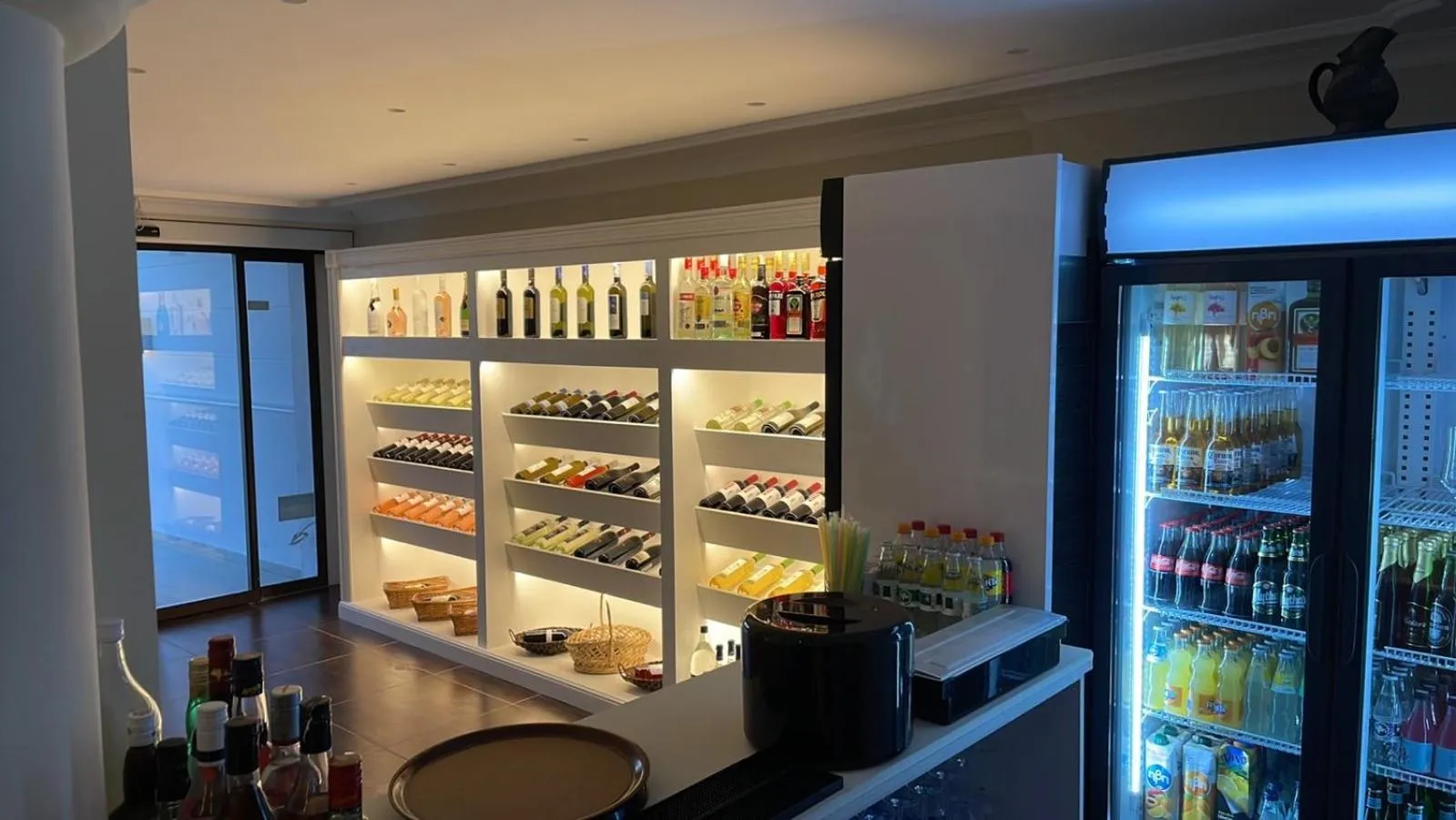 Restaurant/places to eat in Palatino Hotel