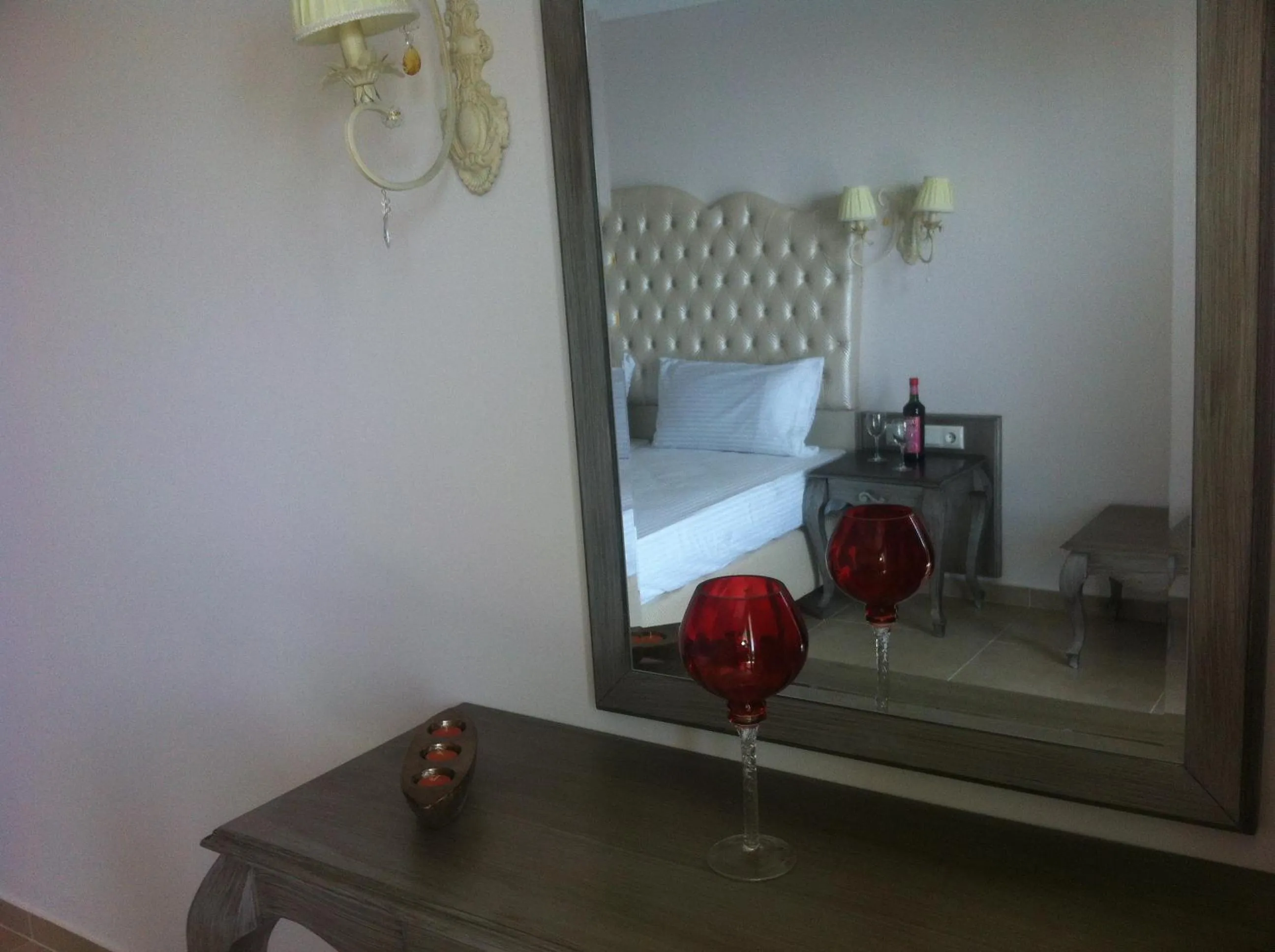 Decorative detail in Palatino Hotel