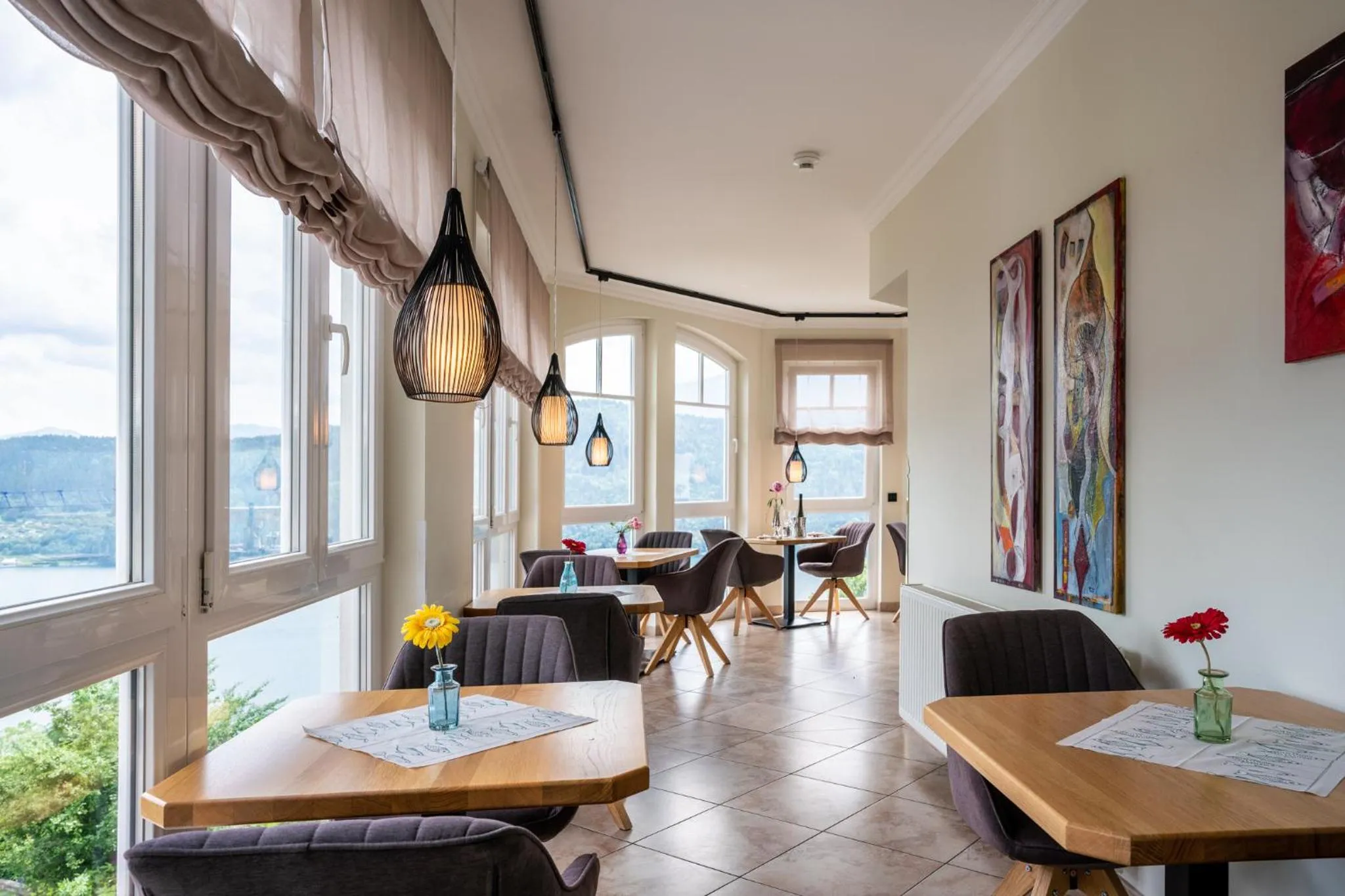 Restaurant/places to eat in Hotel Alexanderhof