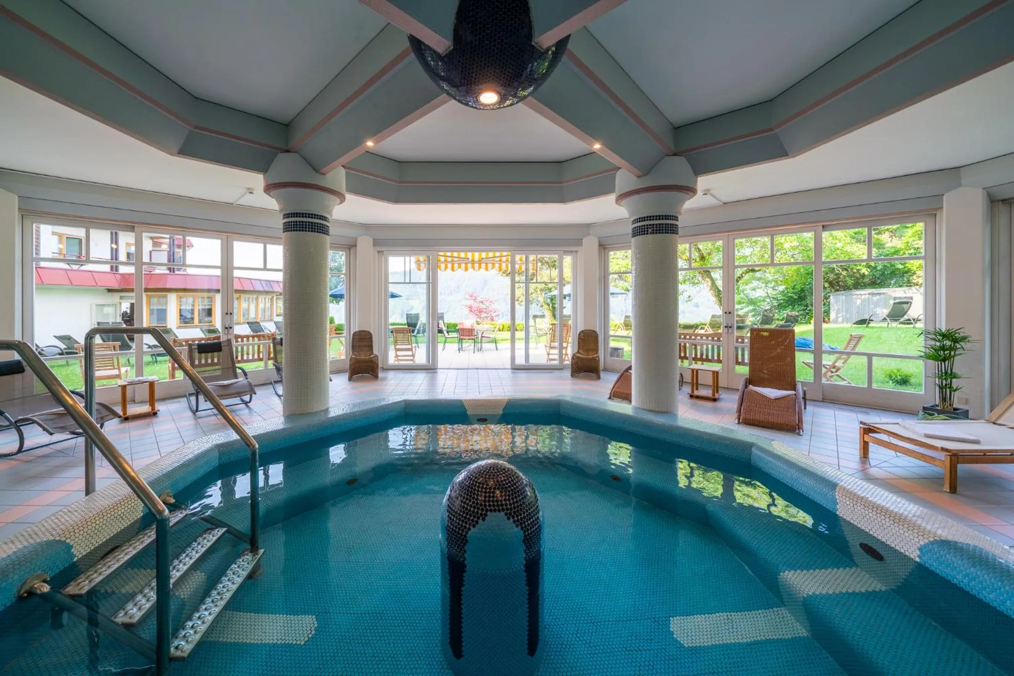 Swimming pool in Hotel Alexanderhof