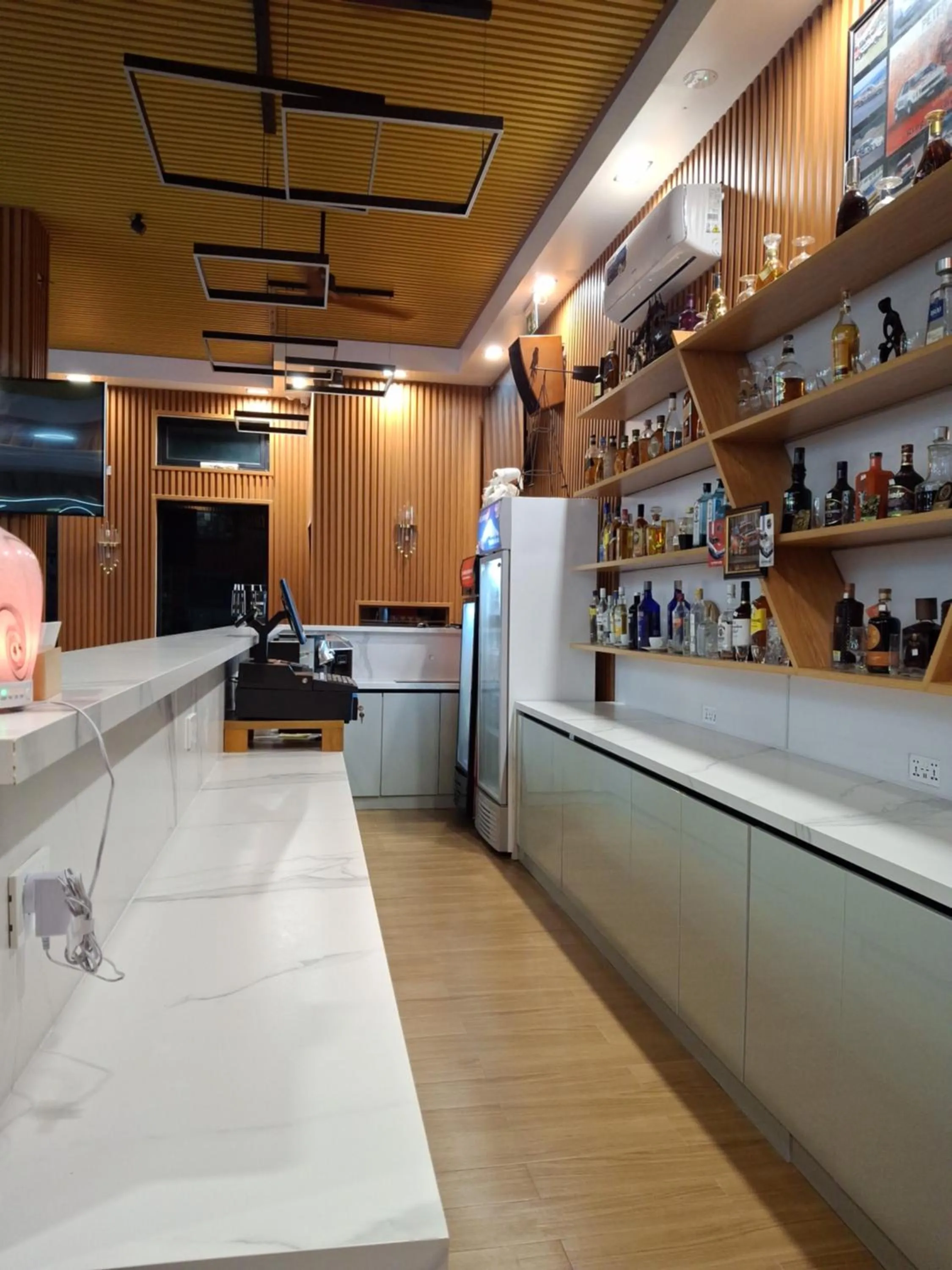 Lounge or bar in Cave Beach Resort - Boutique Accomodation