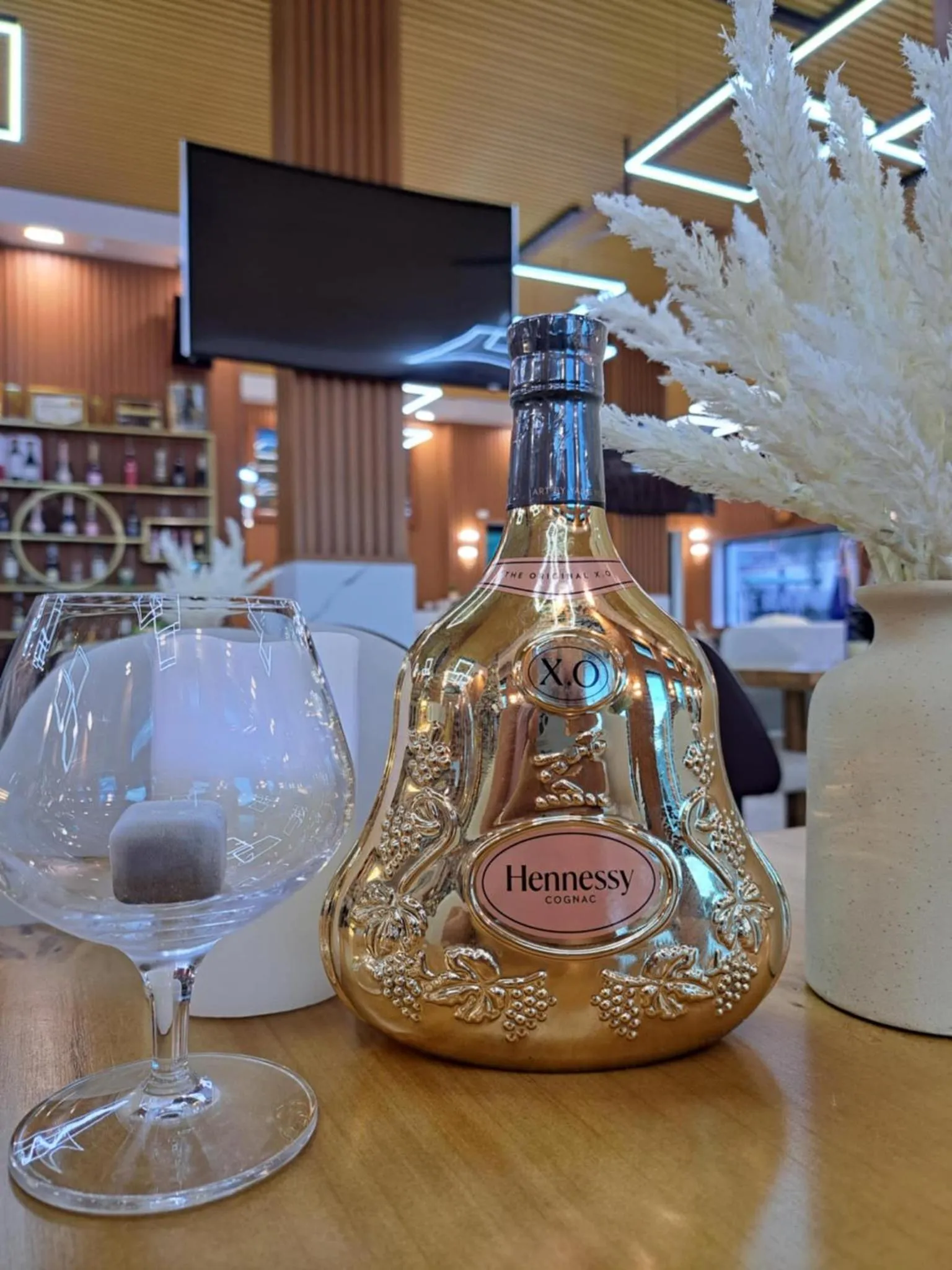 Restaurant/places to eat in Cave Beach Resort - Boutique Accomodation