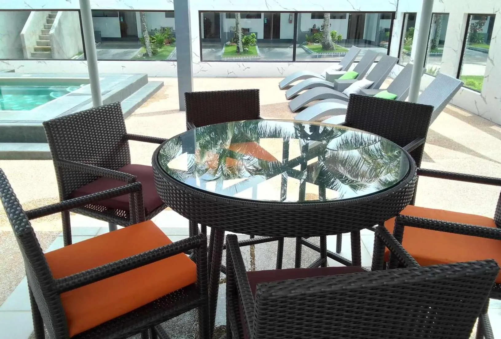 Swimming pool in Cave Beach Resort - Boutique Accomodation