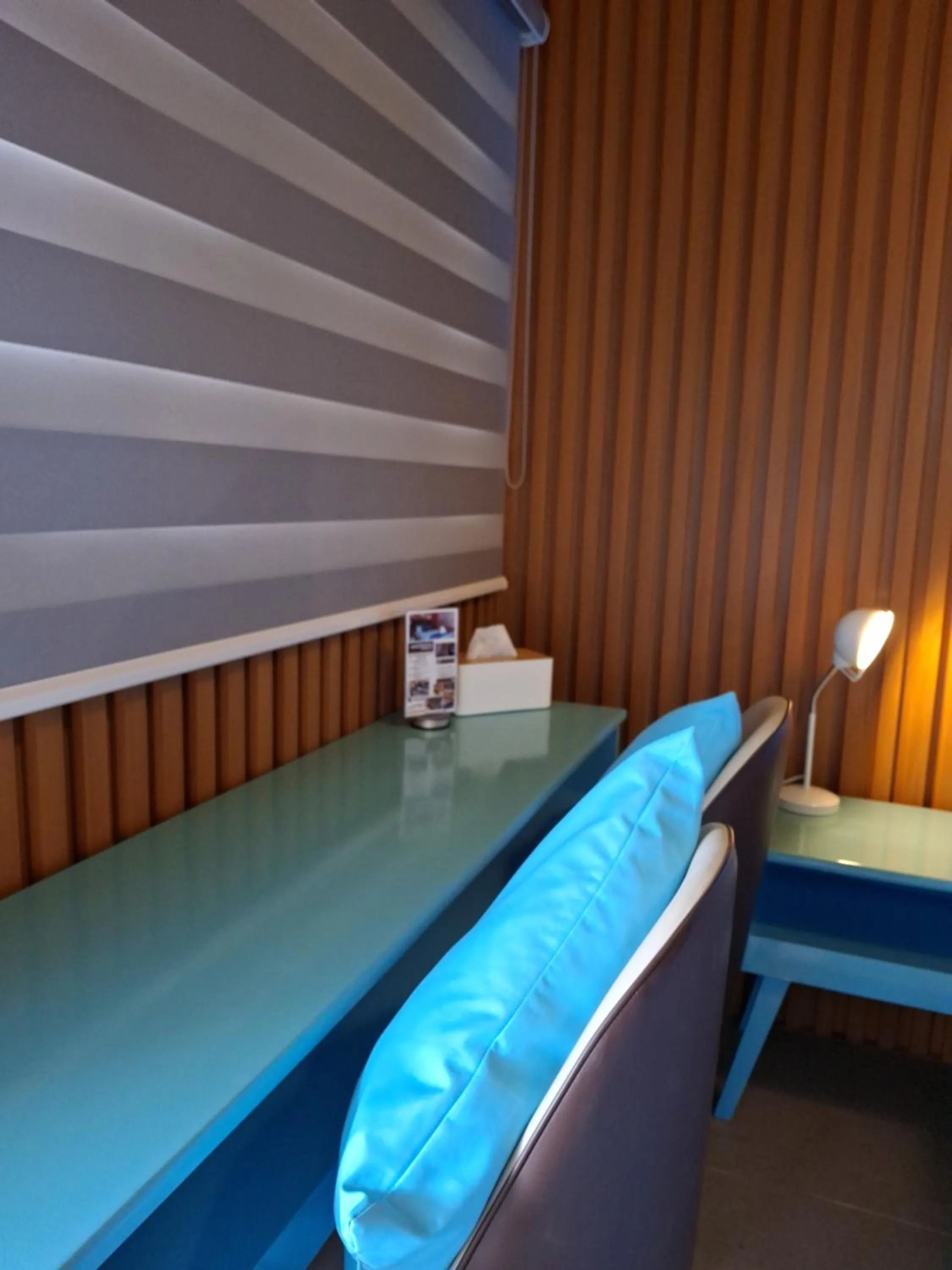 Guests, Bed in Cave Beach Resort - Boutique Accomodation