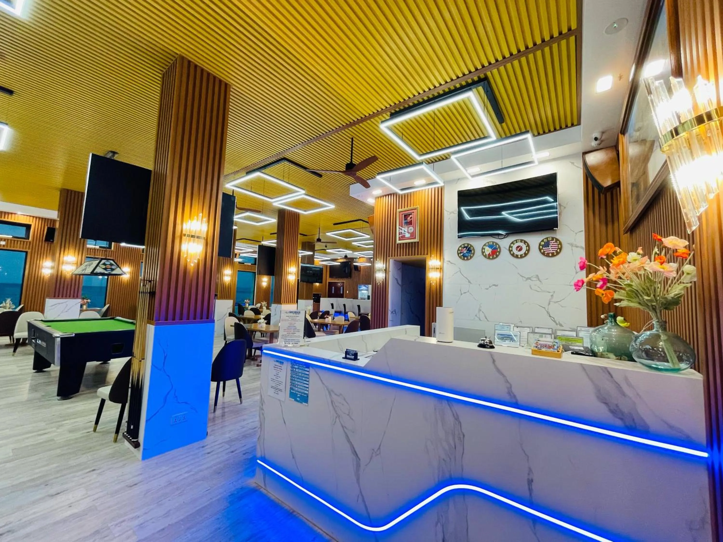 Restaurant/places to eat in Cave Beach Resort - Boutique Accomodation