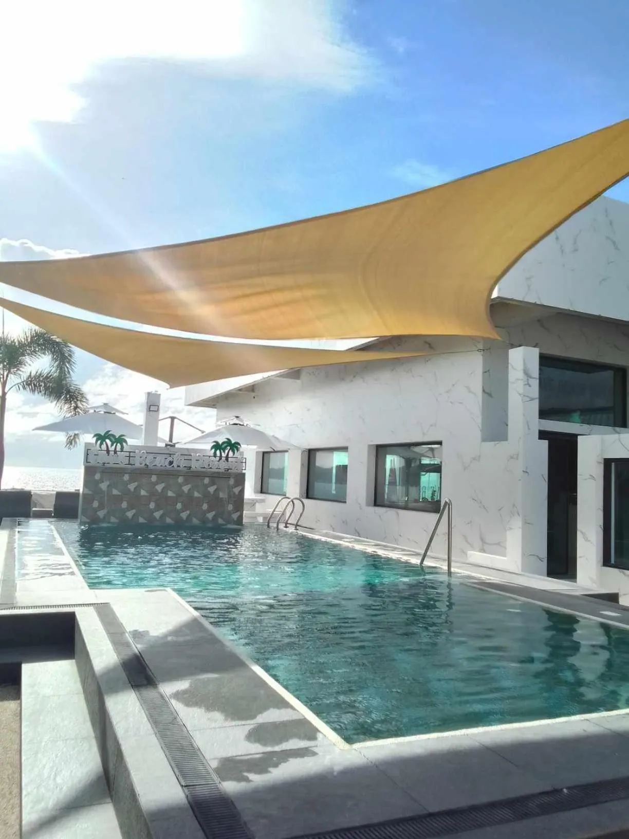 Pool view in Cave Beach Resort - Boutique Accomodation