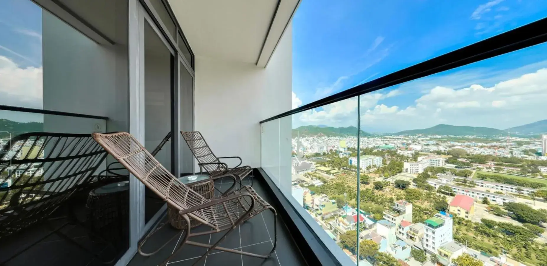 Superior Twin Room with Mountain View – Possible Free Upgrade in Boton Blue Hotel & Spa Superior Twin Room with Mountain View – Possible Free Upgrade in Boton Blue Hotel & Spa