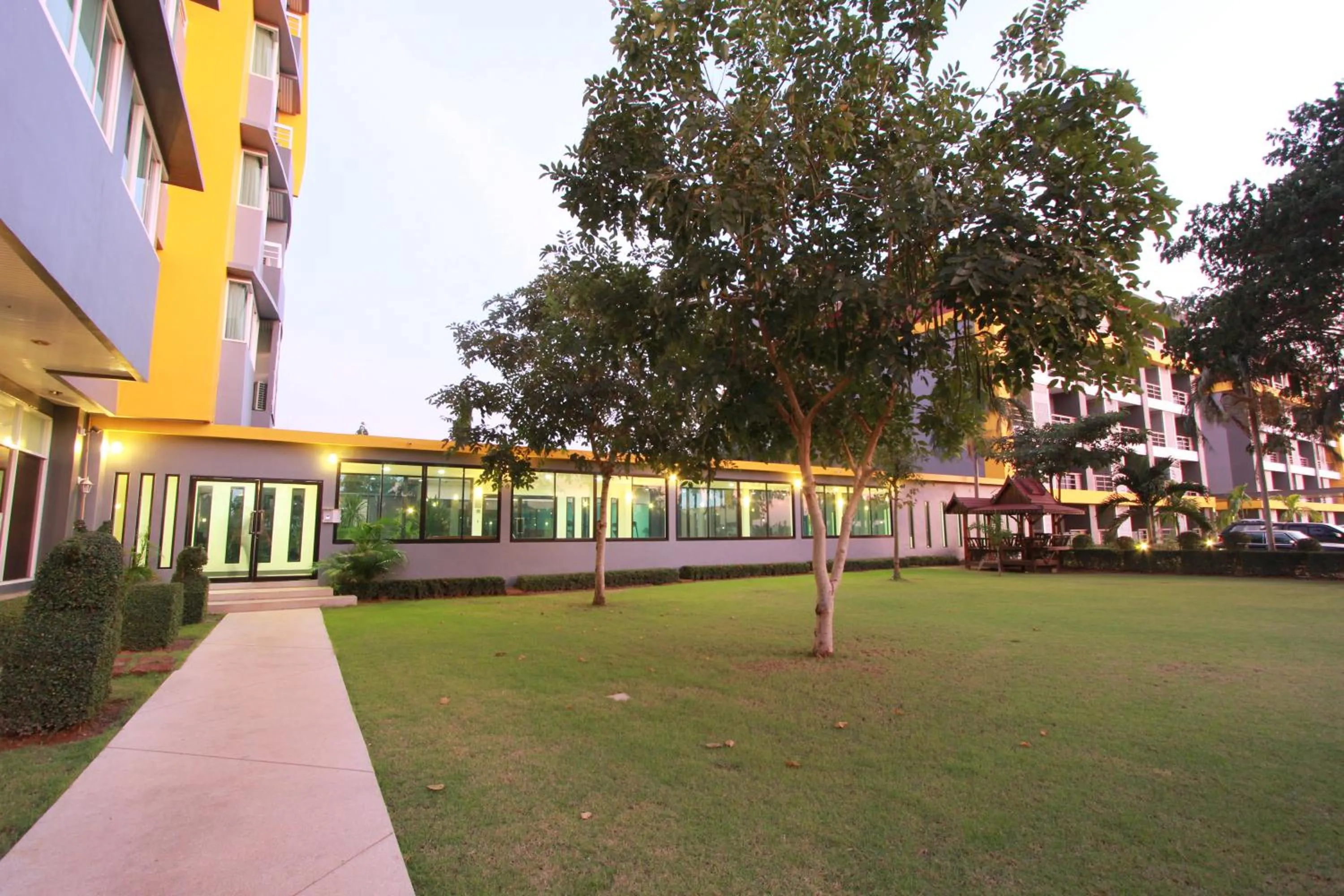 Garden in The Park 304 Executive Serviced Apartment