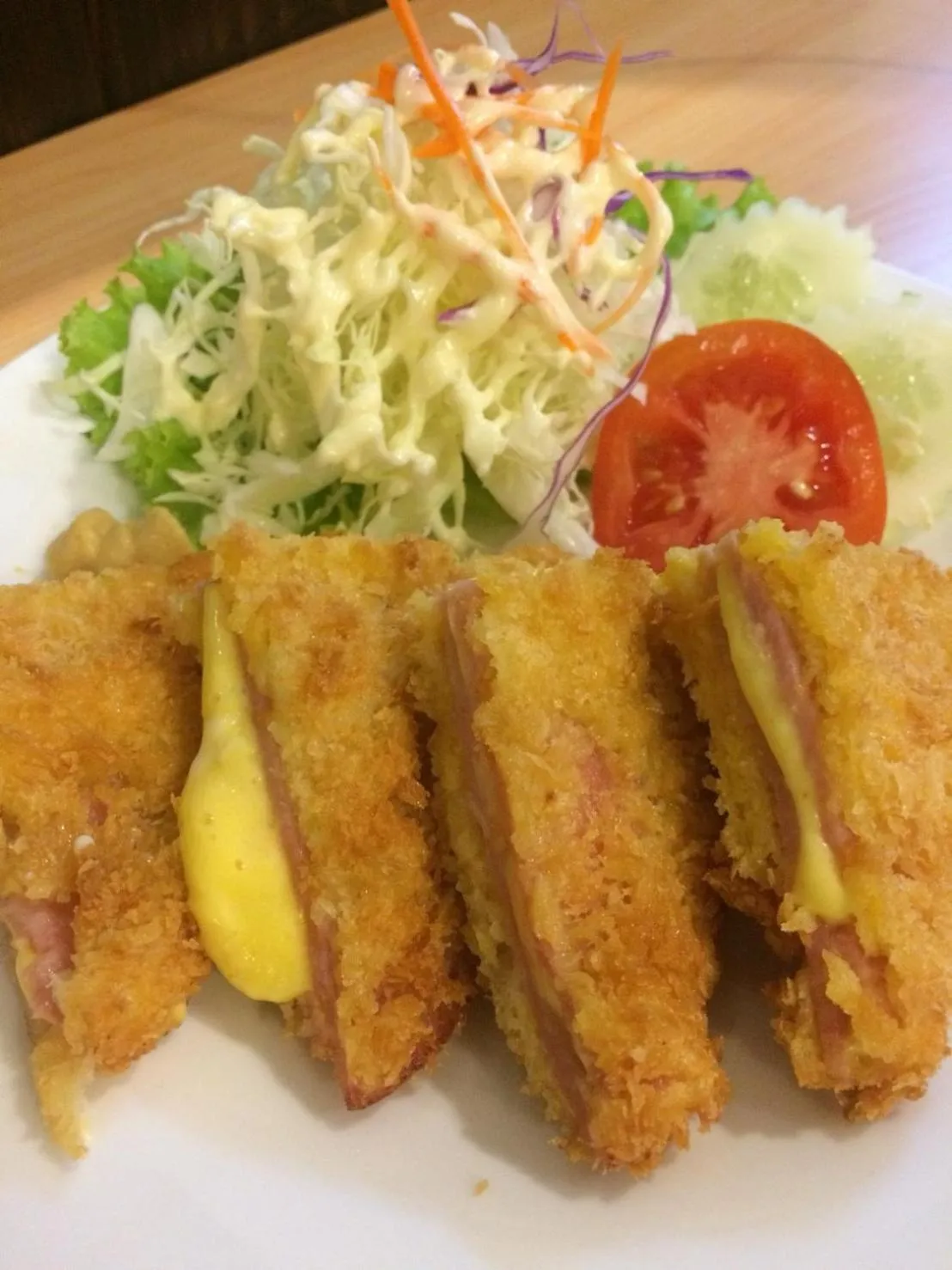 Food and drinks in The Park 304 Executive Serviced Apartment