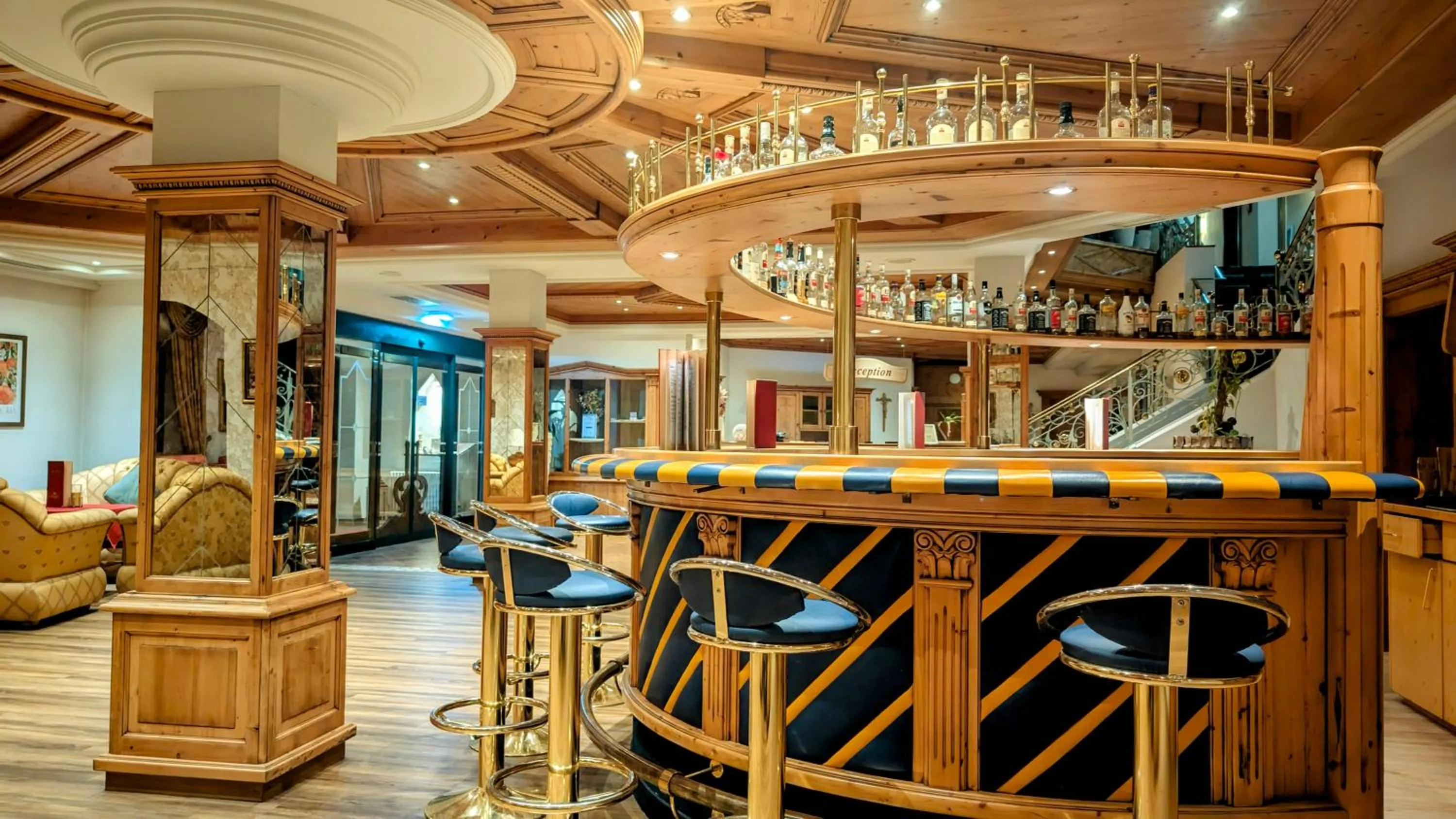 Lounge or bar in Wellnesshotel Parkschlössl zu Thyrnau Ihr adults only SPA Resort