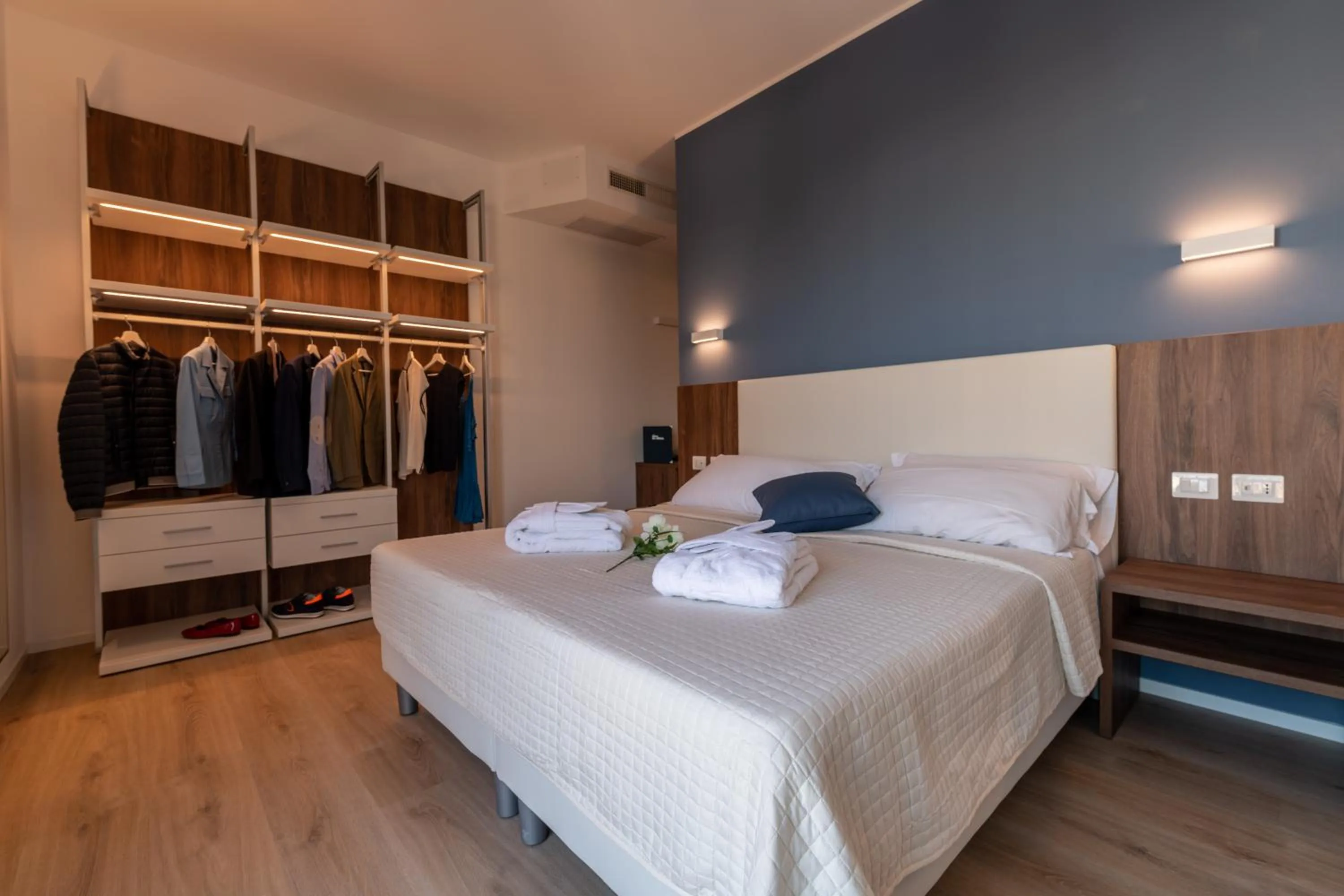 Bed in Hotel Mondial