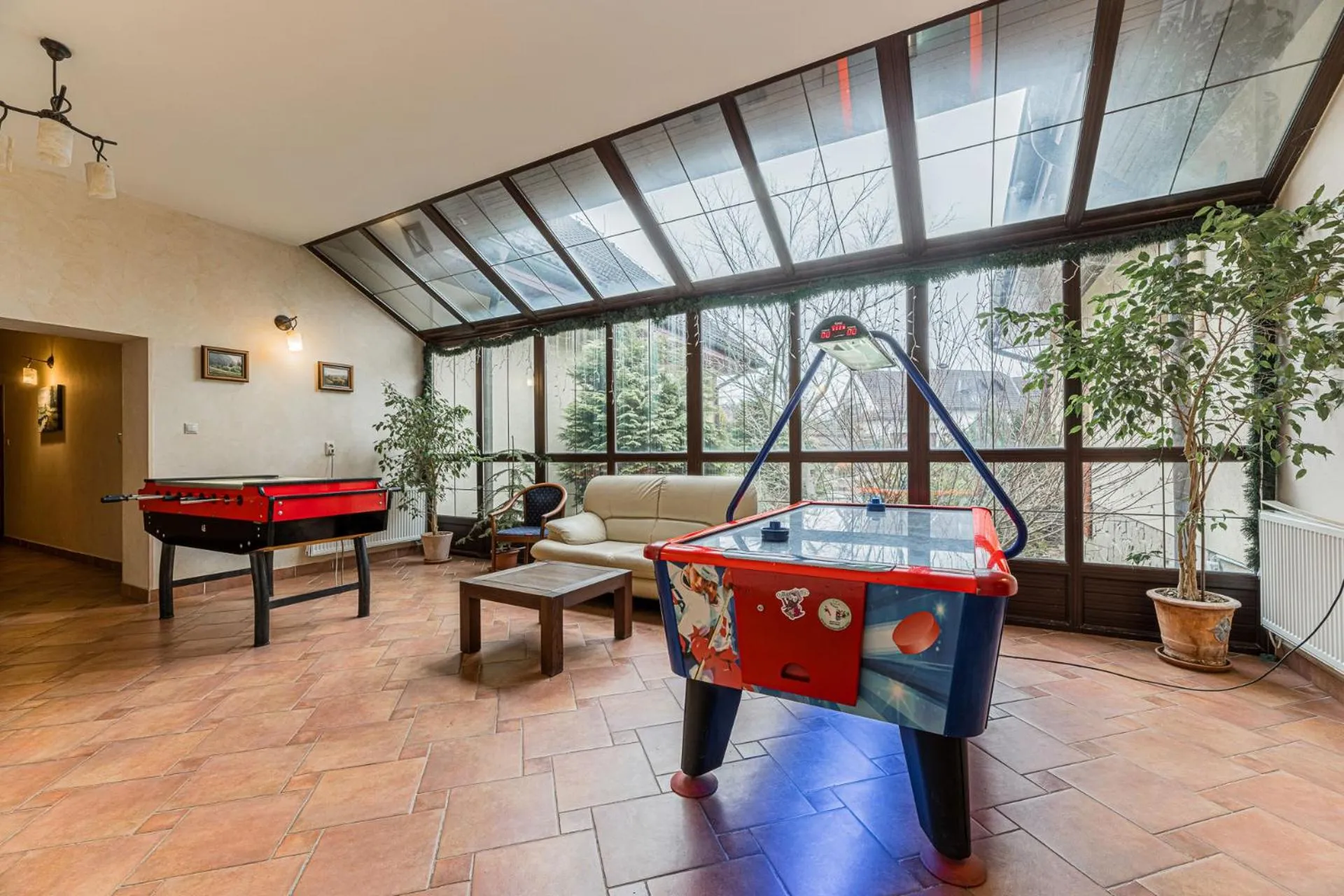 Entertainment in Hotel Amalia