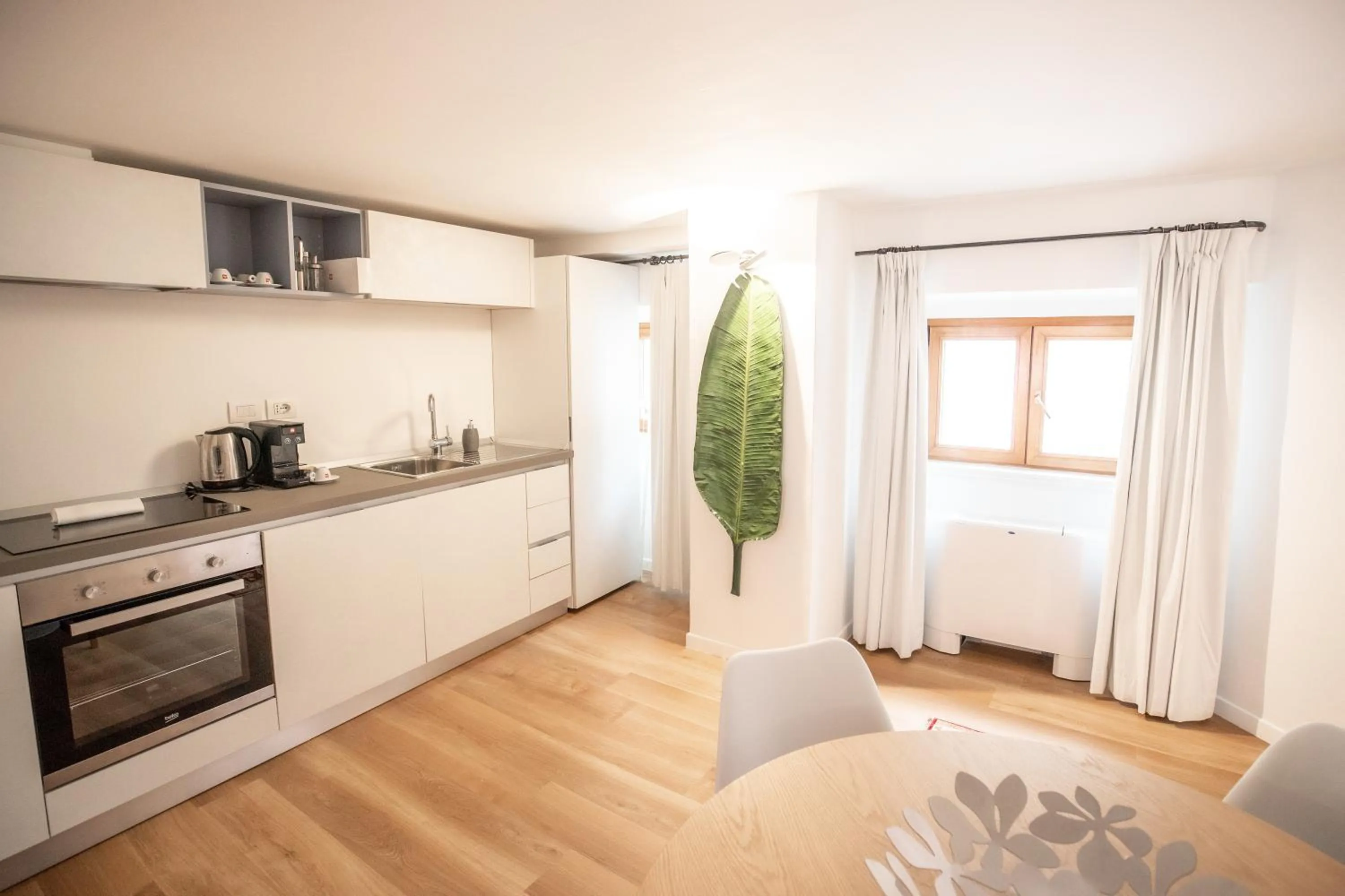 Kitchen or kitchenette in Hotel Vis à Vis