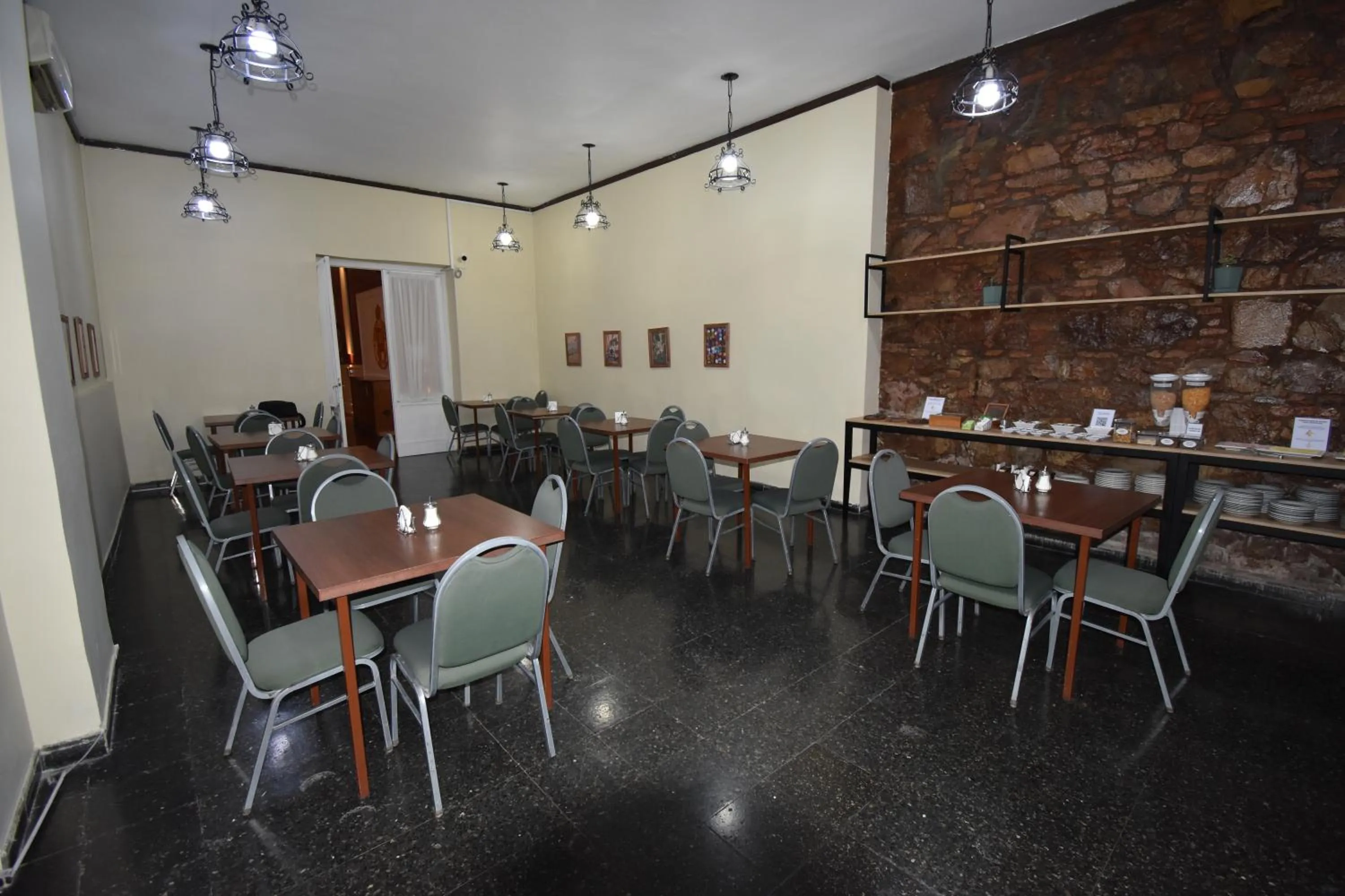 Breakfast in Hotel Plaza