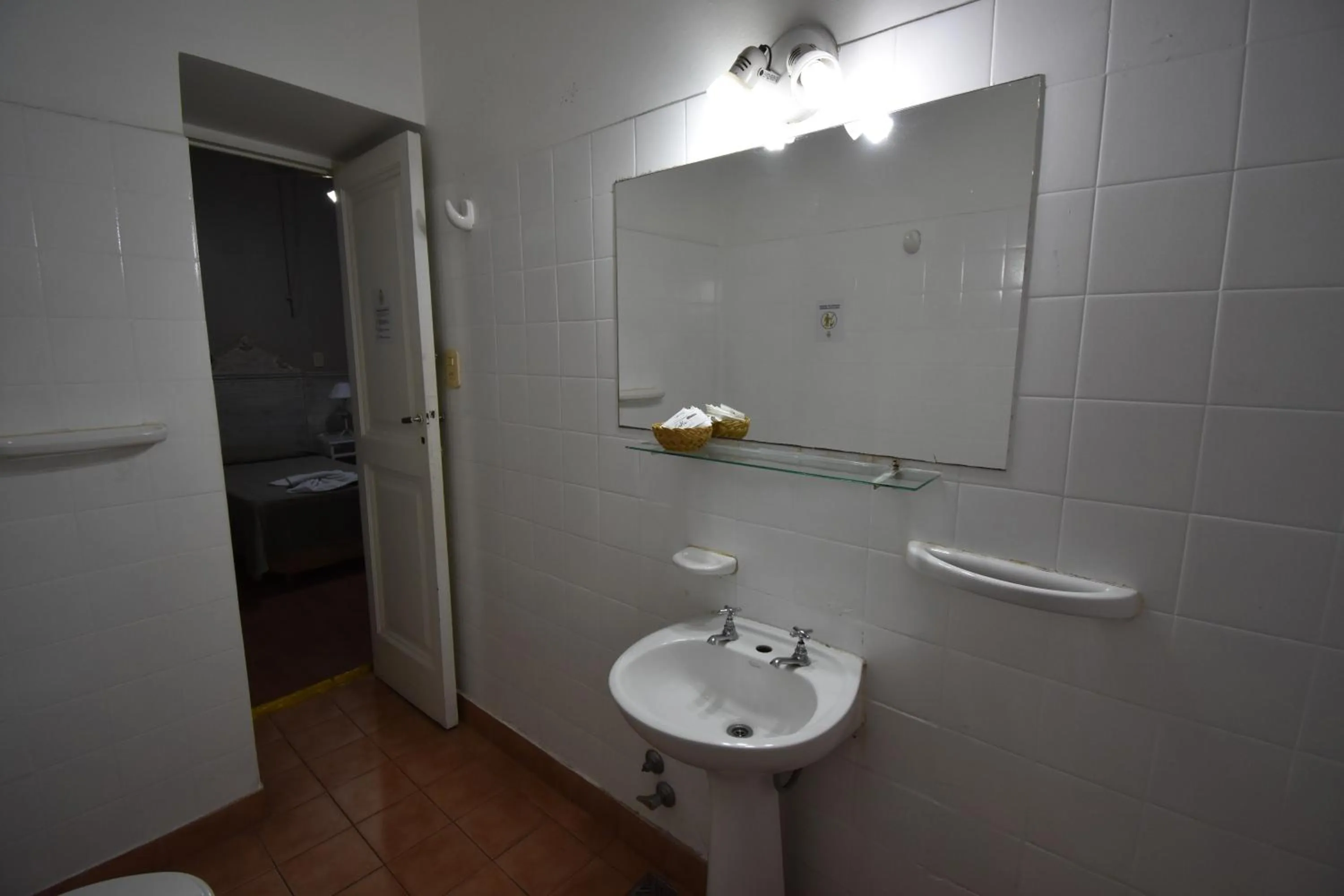 Toilet in Hotel Plaza