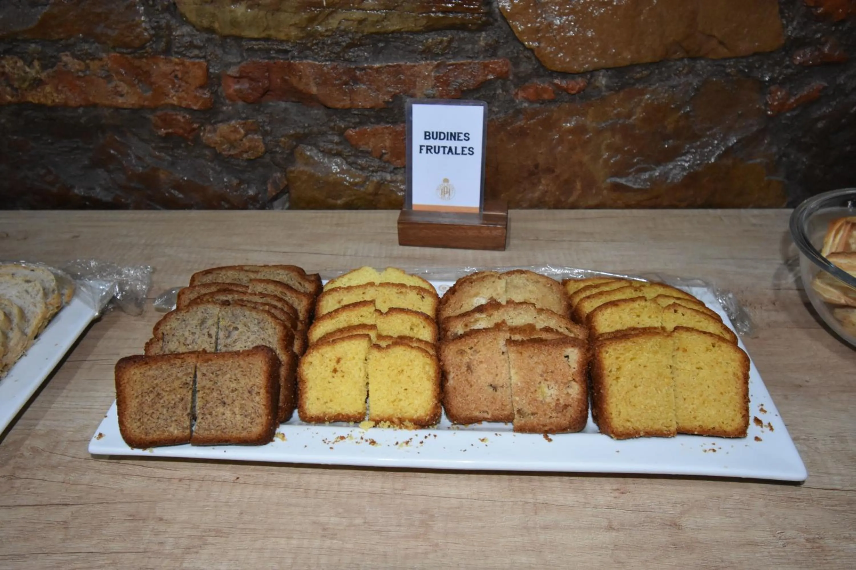 Food and drinks in Hotel Plaza