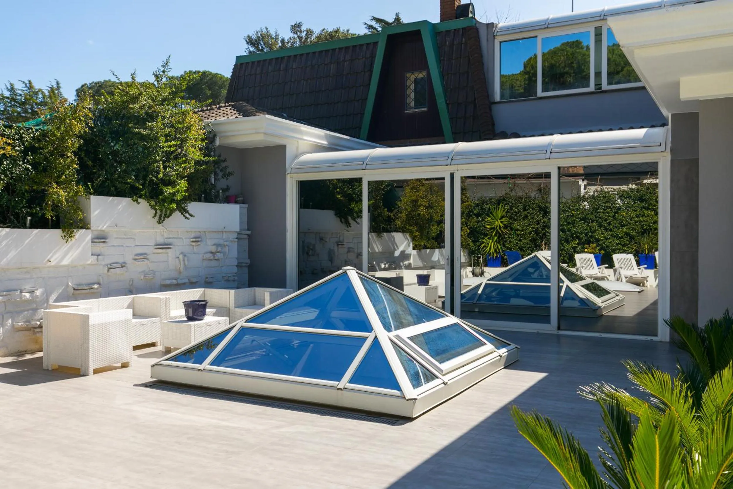 Other in Niclas Luxury Apartments EUR