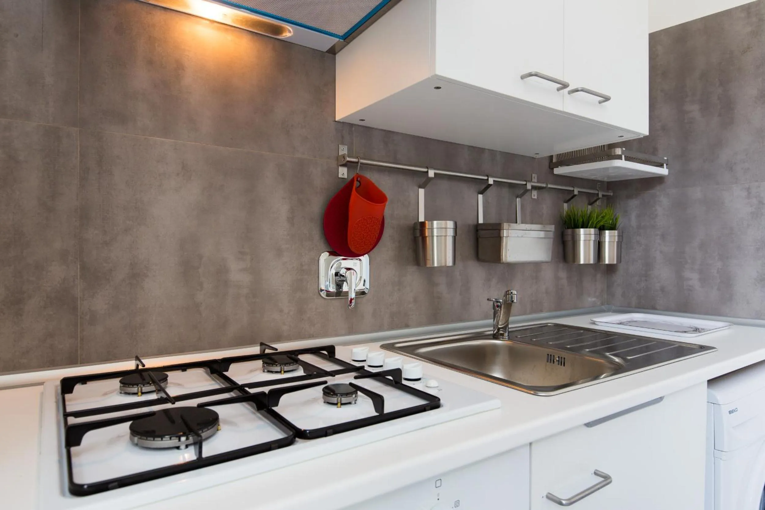 Coffee/tea facilities in Niclas Luxury Apartments EUR