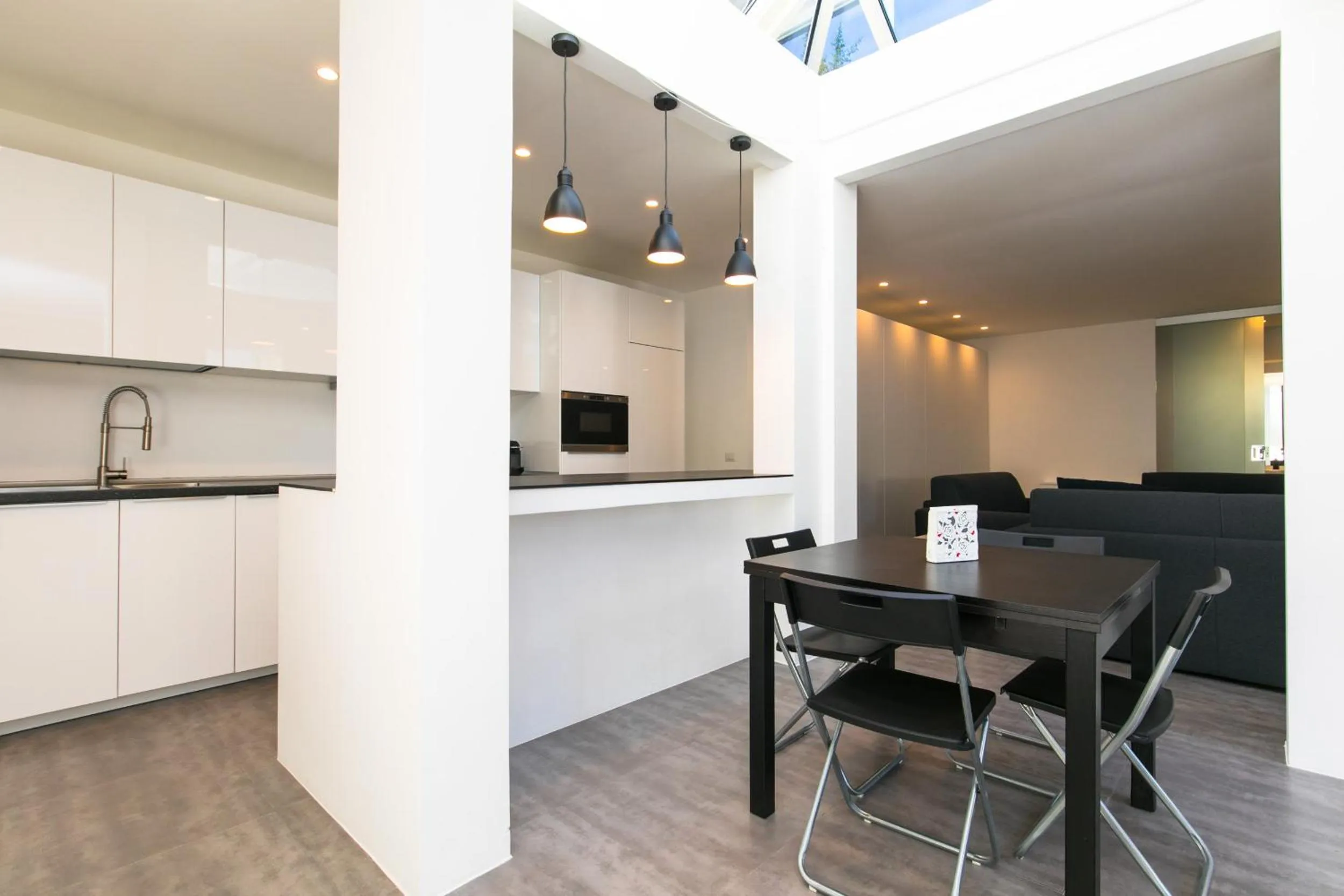 Coffee/tea facilities in Niclas Luxury Apartments EUR