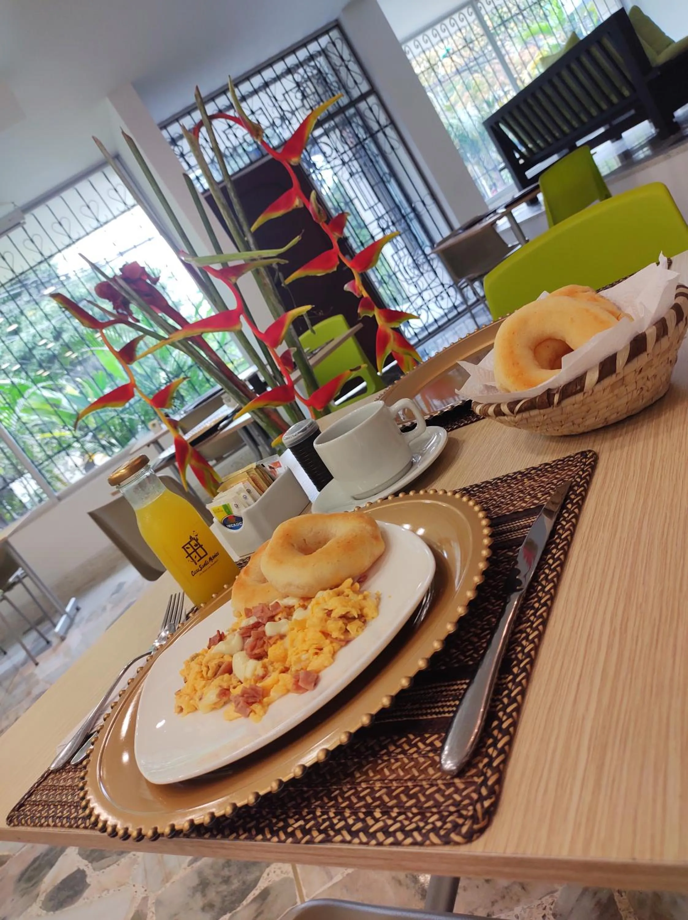 American breakfast in Hotel Casa Santa Monica Norte