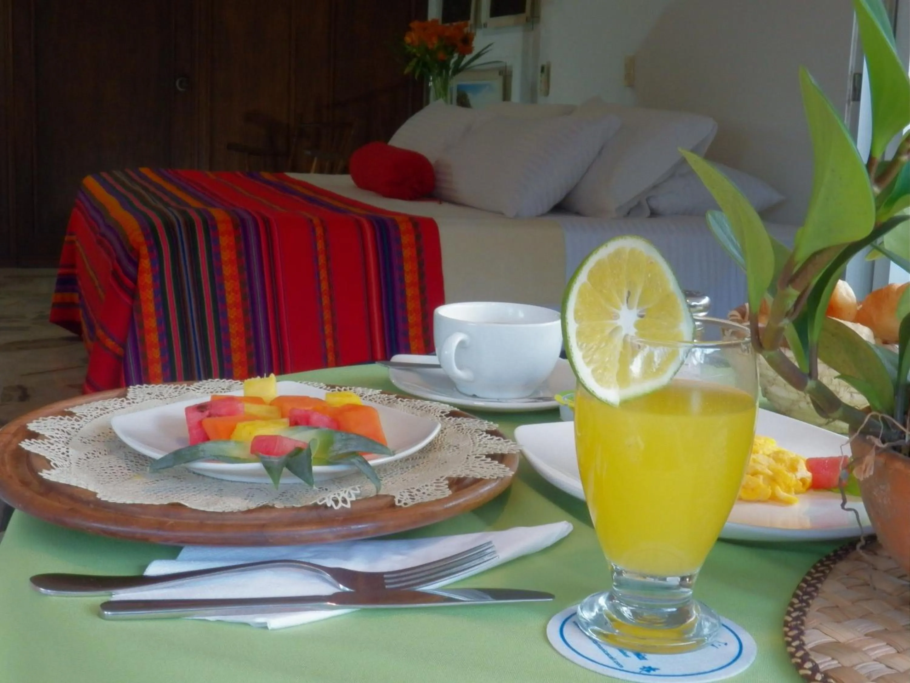 American breakfast in Hotel Casa Santa Monica Norte