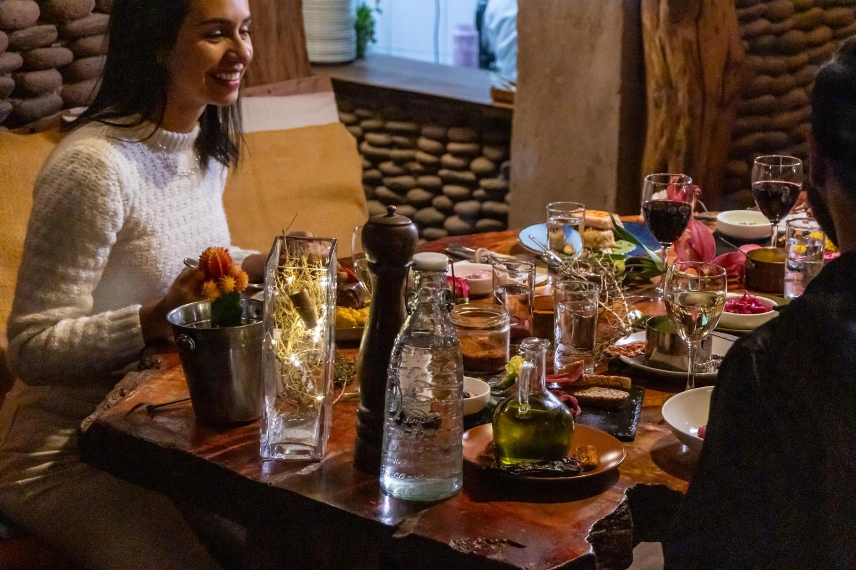 Restaurant/places to eat in Hotel Don Raul