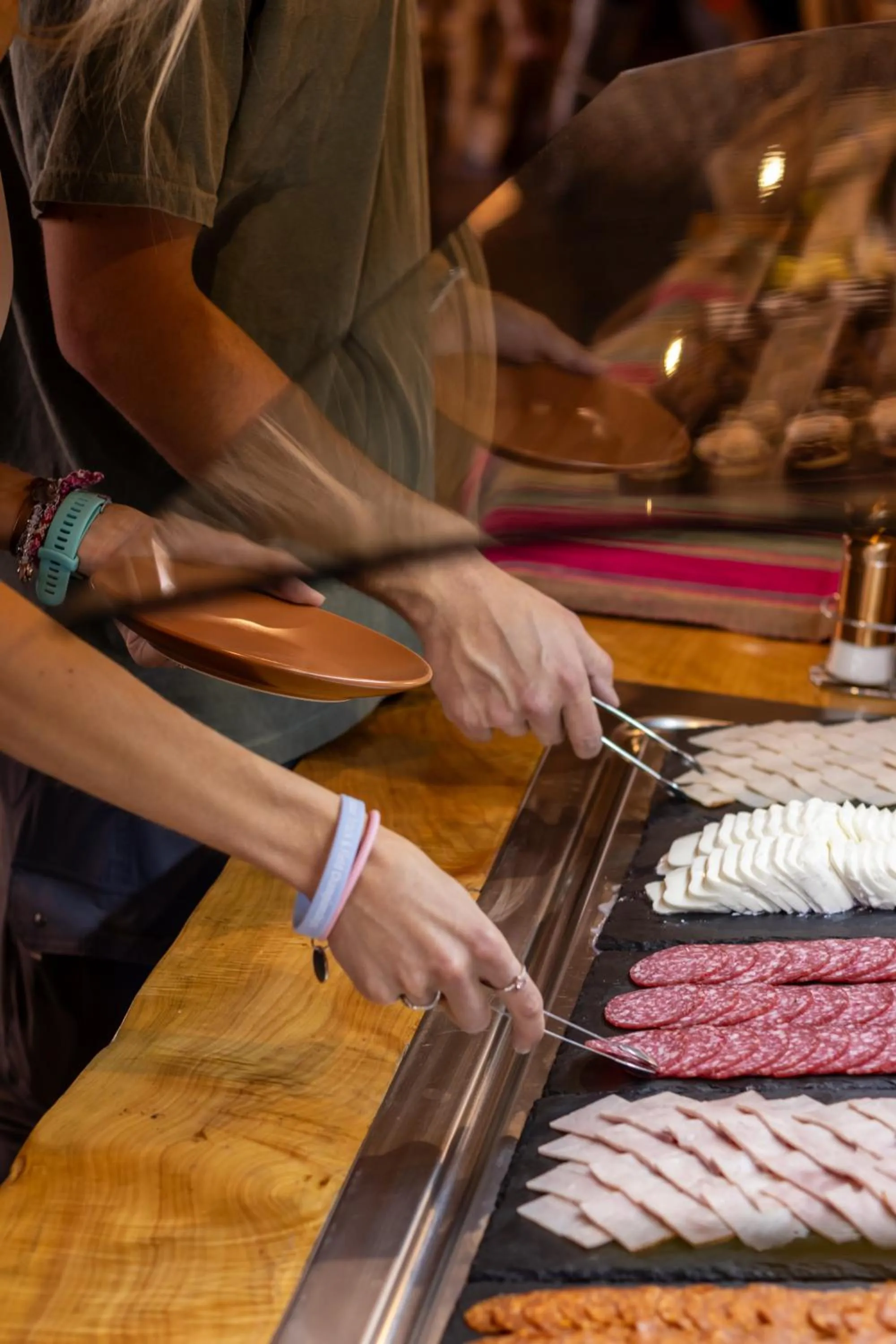 Restaurant/places to eat in Hotel Don Raul