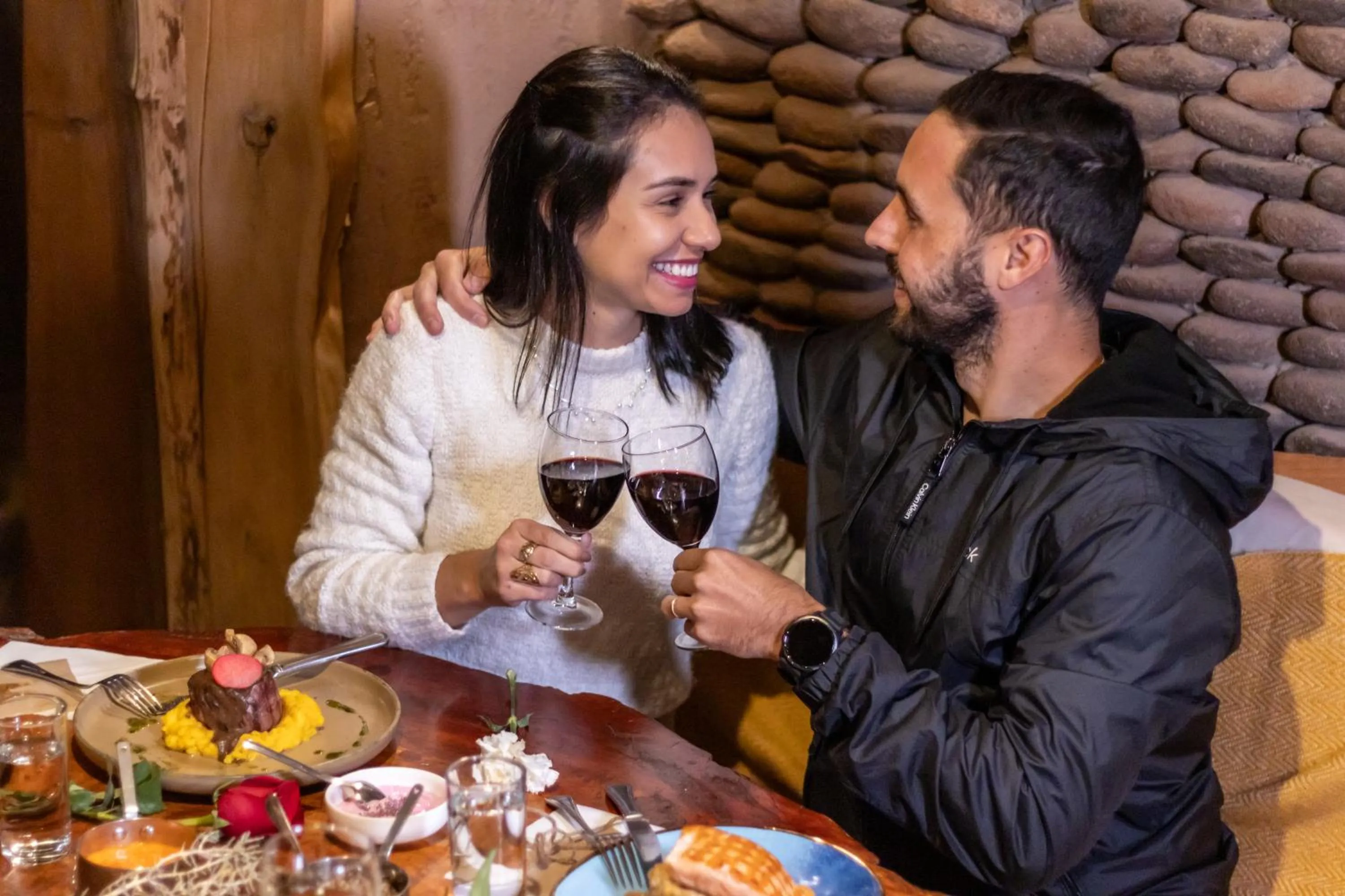 Restaurant/places to eat in Hotel Don Raul