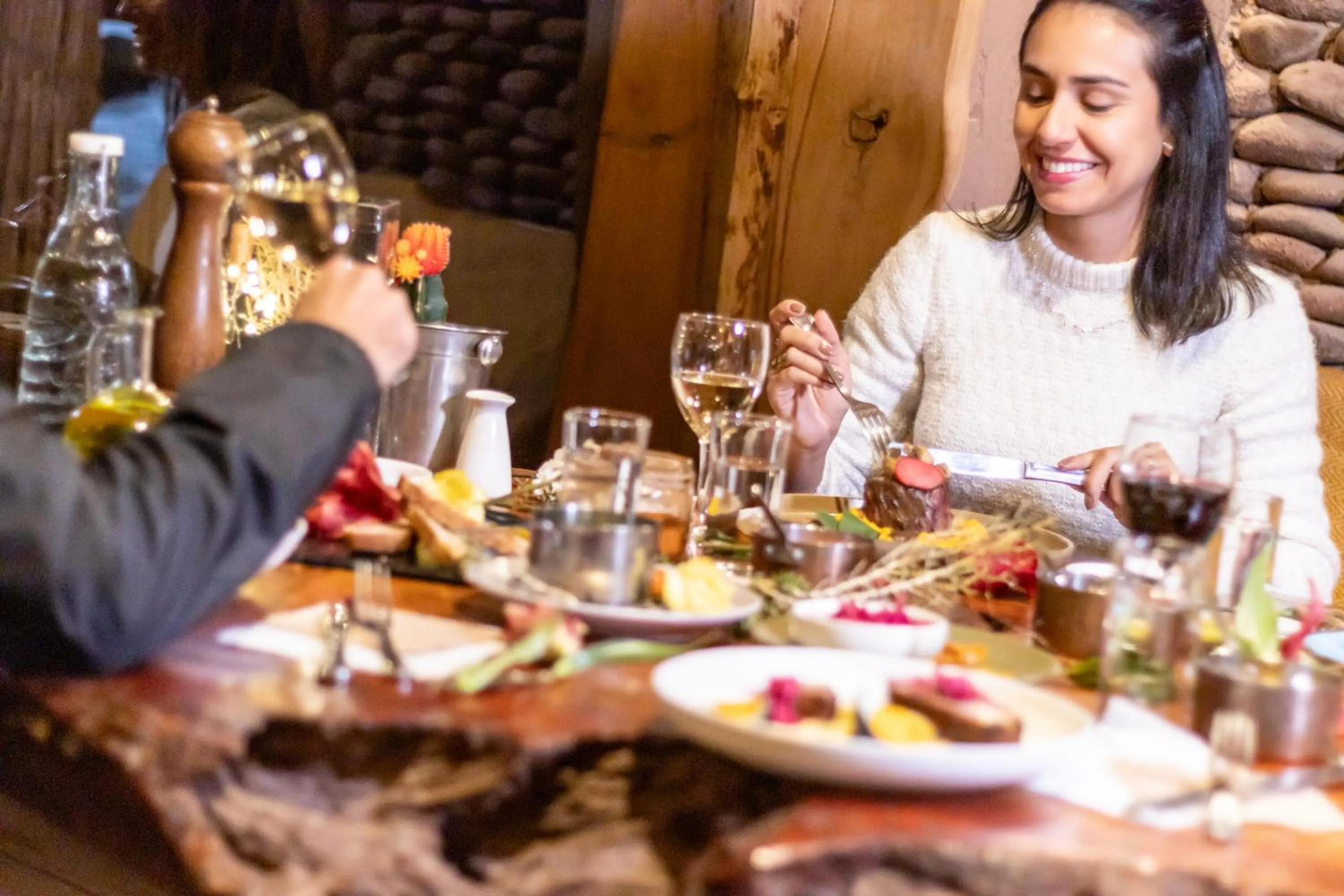 Restaurant/places to eat in Hotel Don Raul