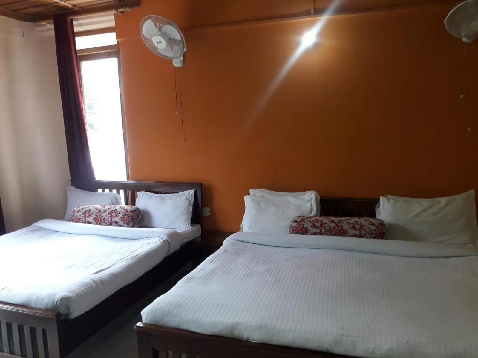 Bedroom, Bed in StayApart I The Maple Residences - Lake Front