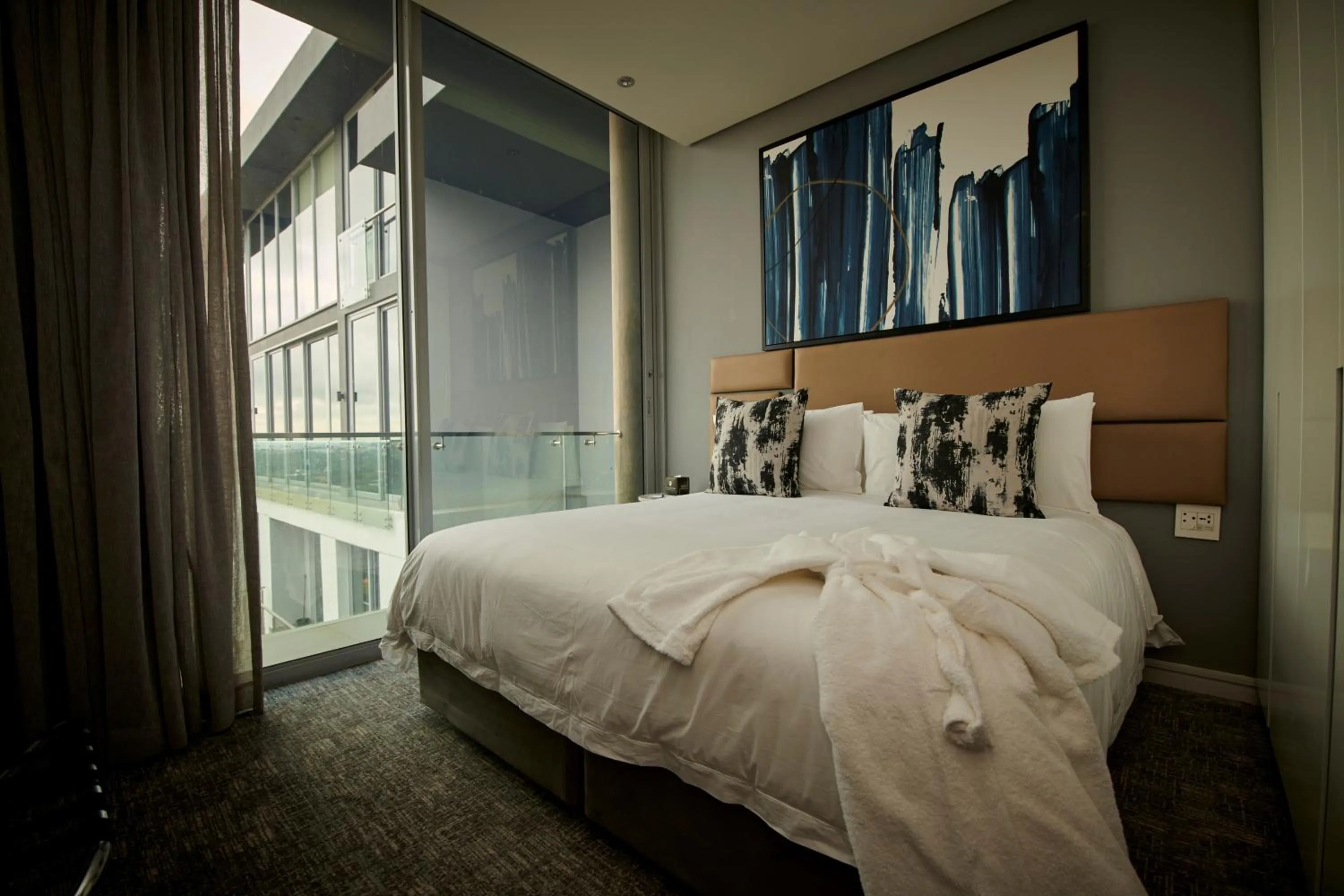 View (from property/room), Bed in The Capital on the Park